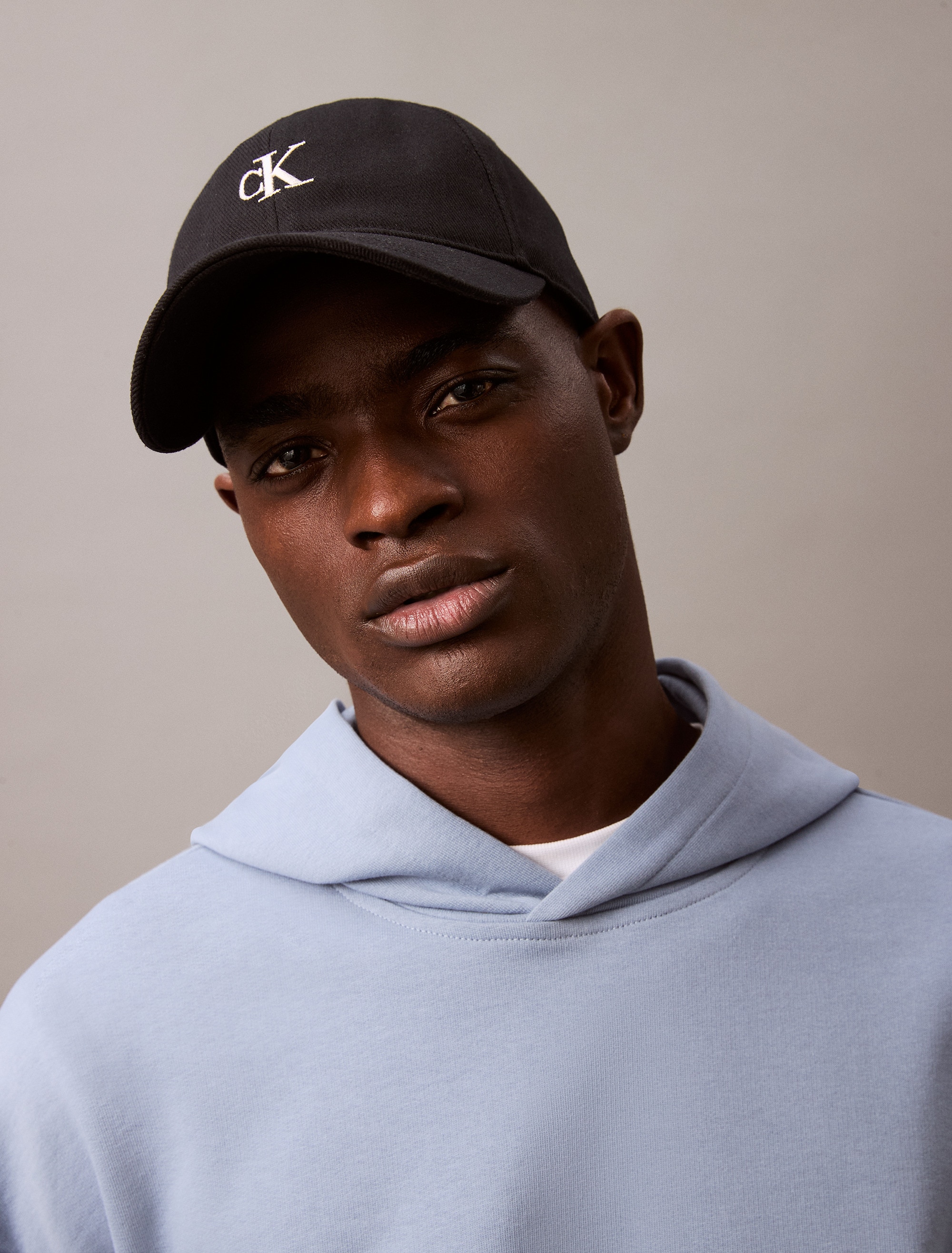 Calvin Klein Baseball Cap »MONOGRAM EMBROIDERY BASEBALL CAP« Mit festem Schirm