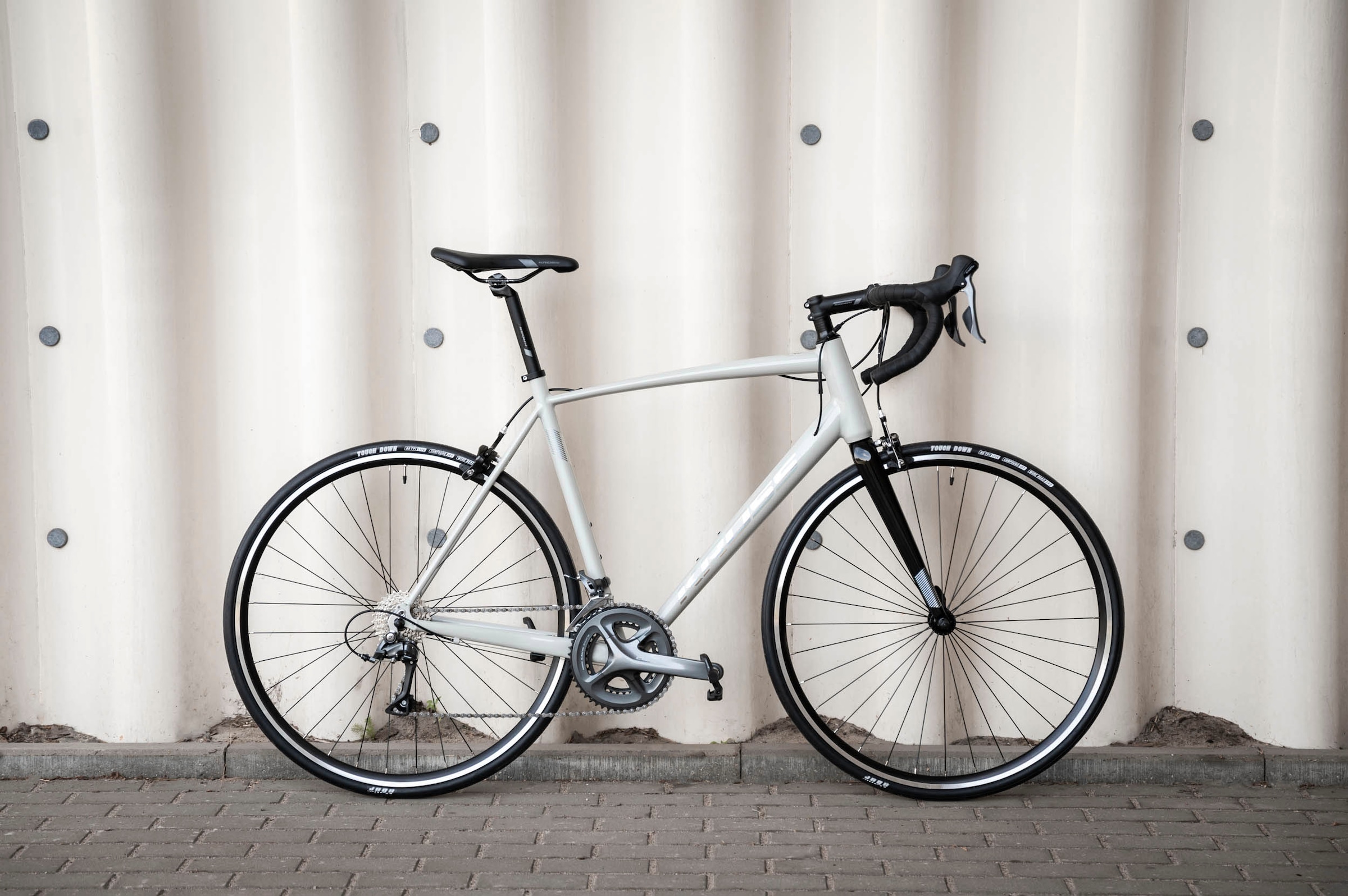 Kross Rennrad »Vento 2.0«, 16 Gang, Shimano, CLARIS R2000 Schaltwerk, Kettenschaltung