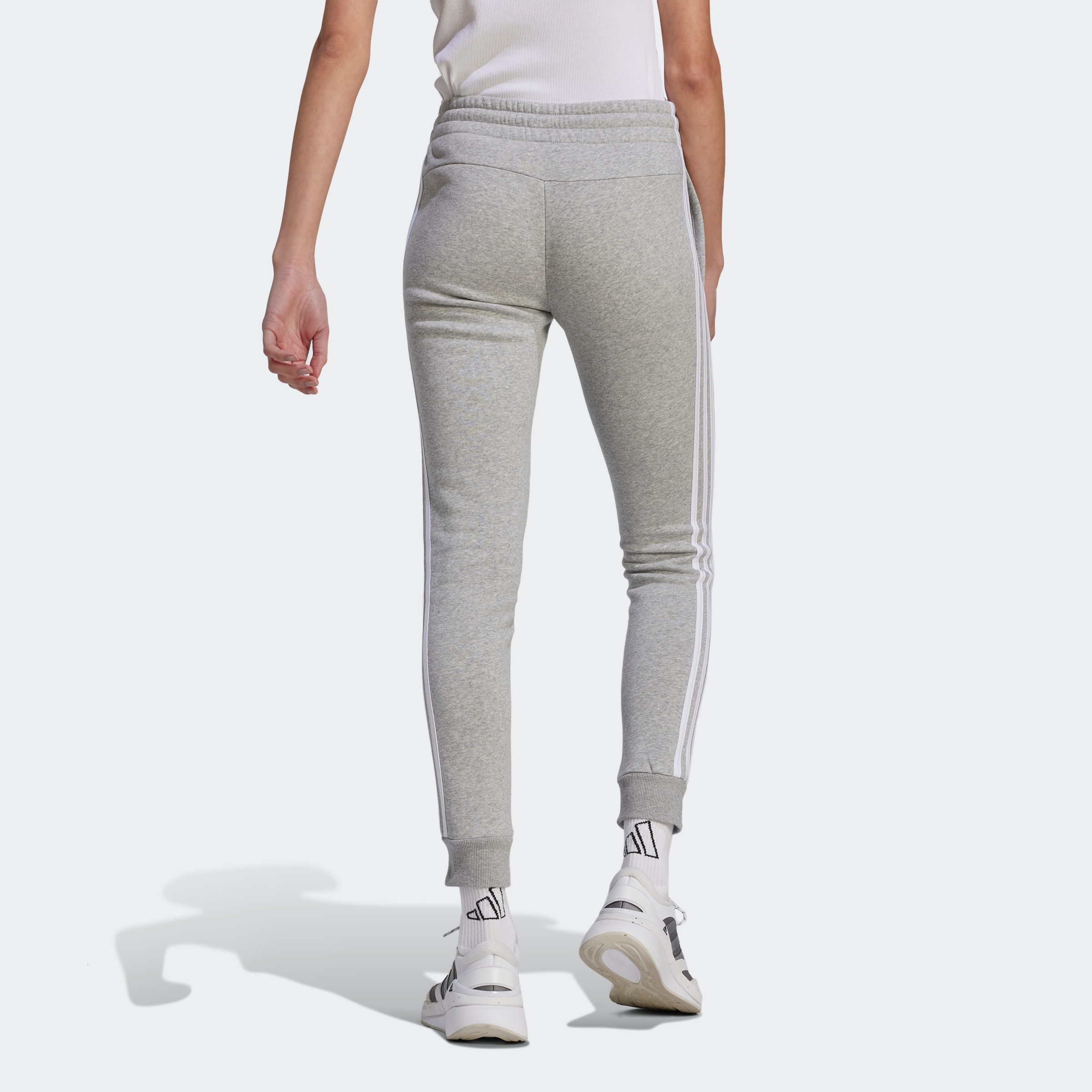 adidas Sportswear Sporthose »ESSENTIALS 3STREIFEN«, (1 tlg.)