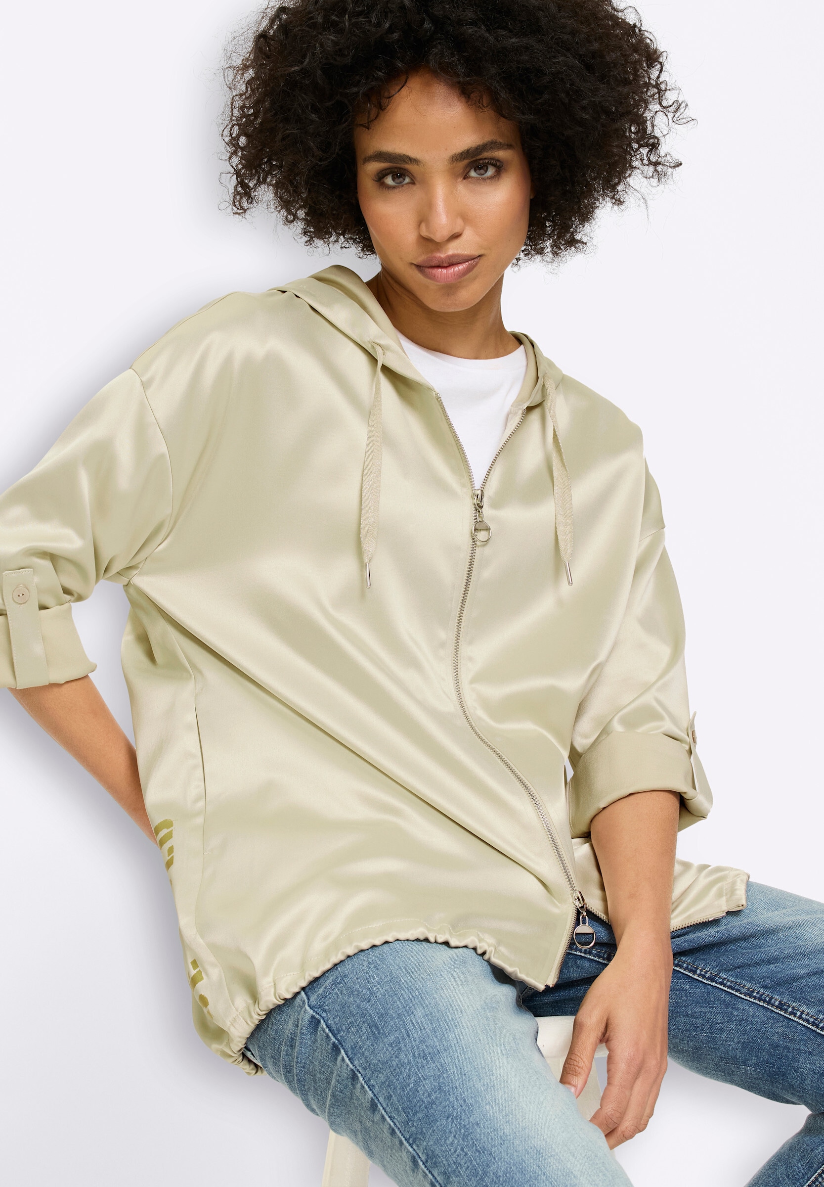 heine Blusenblazer »Blusenblazer Blusenblazer mit Print und Lettering«