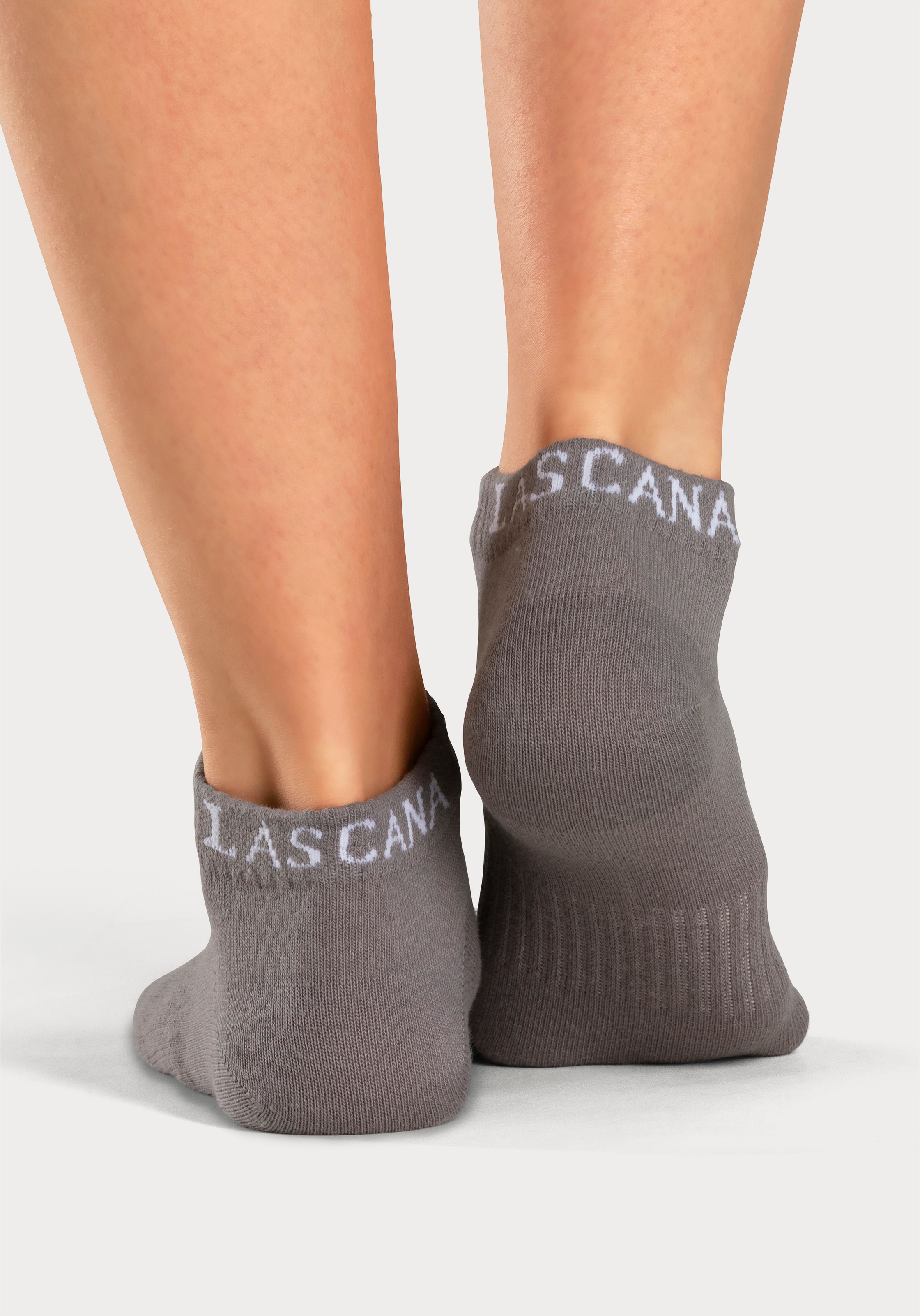 LASCANA ACTIVE Sneakersocken, (Packung, 6 Paar), mit eingestricktem Marken Logo