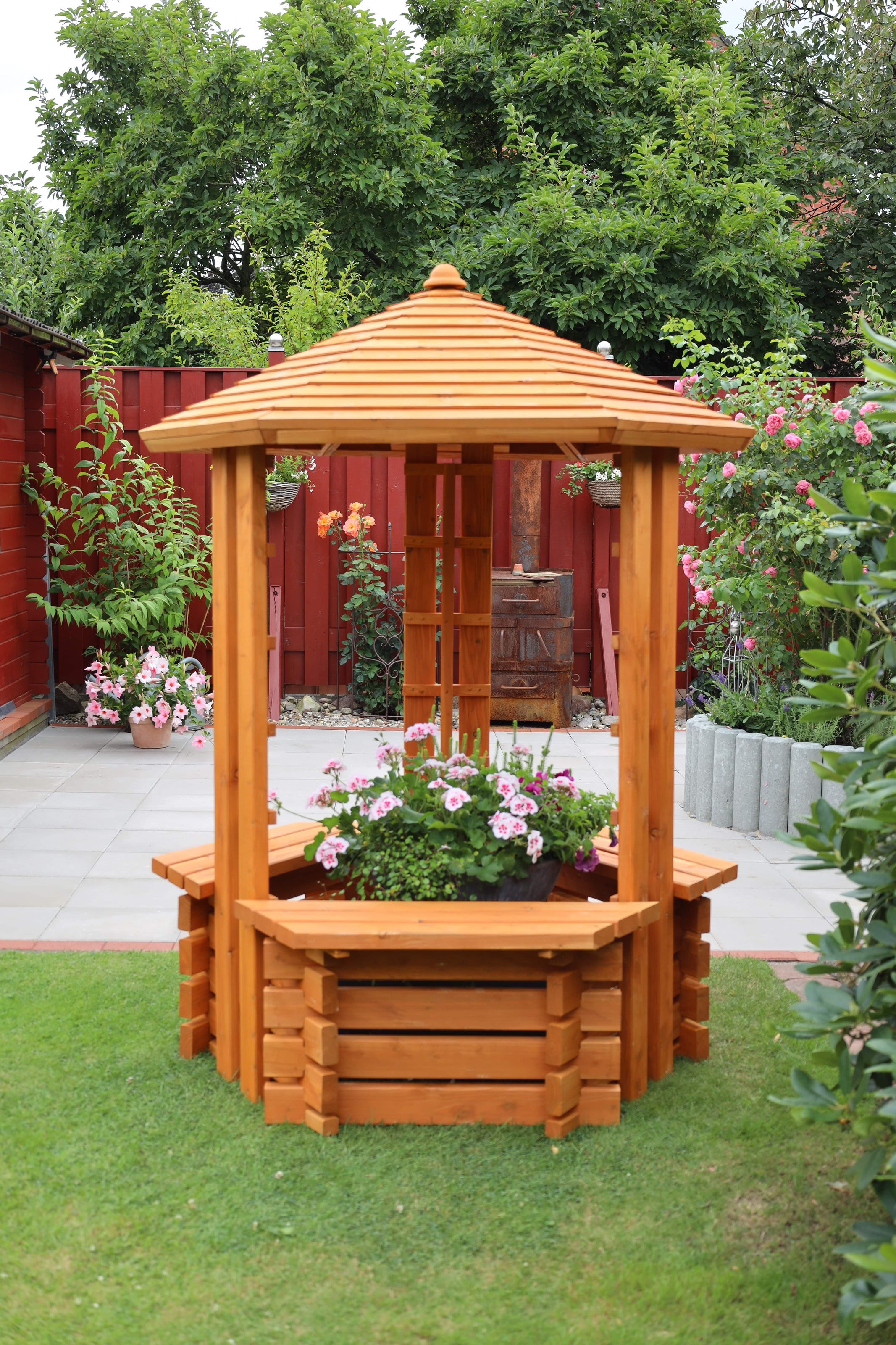 promadino Blumenkasten »Zierbrunnen "Westerwald"«, BxTxH: 135x135x192 cm