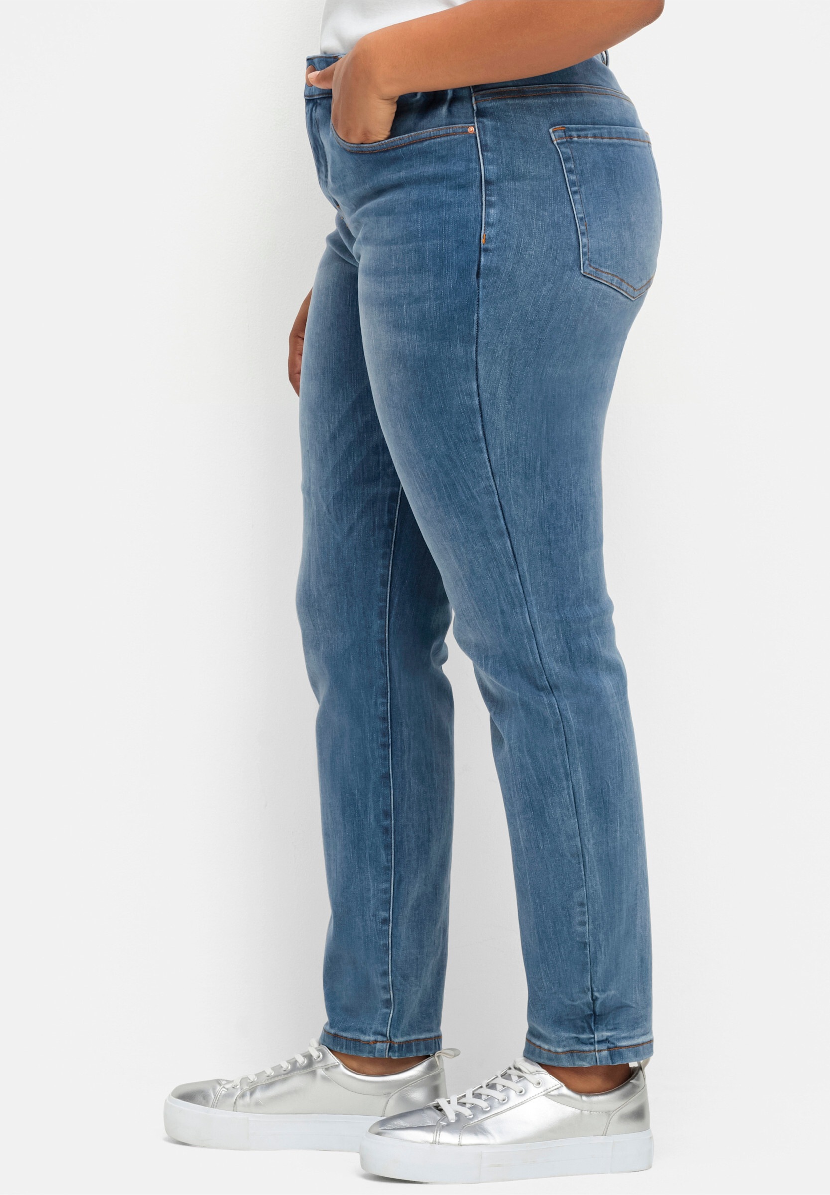 Sheego Bequeme Jeans »Stretch-Jeans Skinny Jeans mit Bodyforming-Effekt« Skinny mit Bodyforming-Effekt