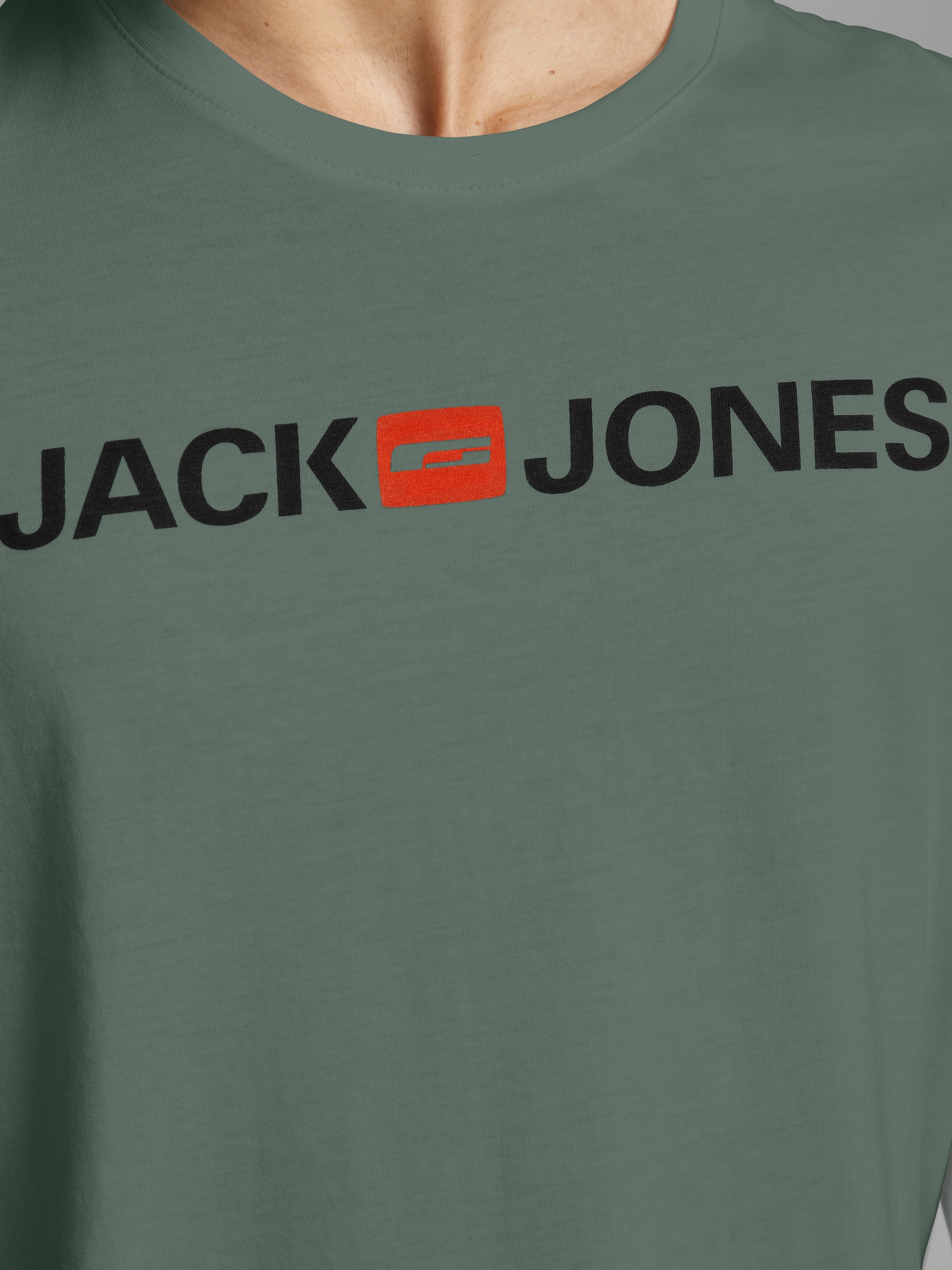 Jack & Jones T-Shirt »JJECORP   mit Print, vielseitig kombinierbar für den Alltag« Logodruck, modisch, regular fit, Baumwolle, Rundhals