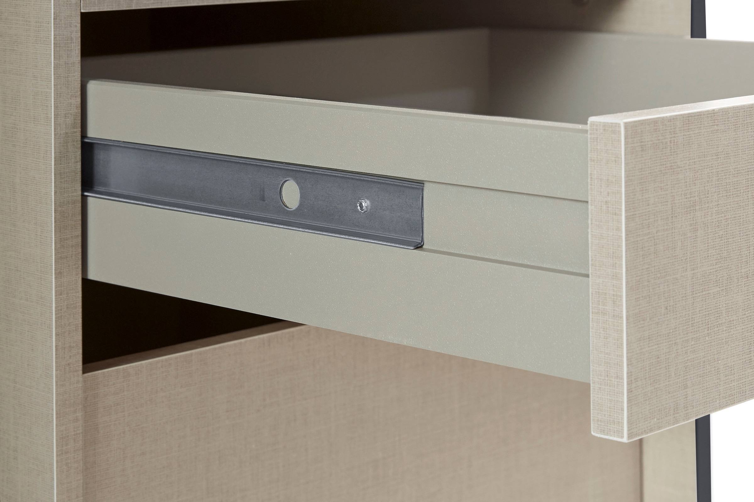 rauch Schwebetürenschrank »Kleiderschrank Schrank Garderobe TOPSELLER OTELI inkl. Inneneinteilung«, mit 3 Innenschubladen sowie zusätzlichen Einlegeböden MADE IN GERMANY