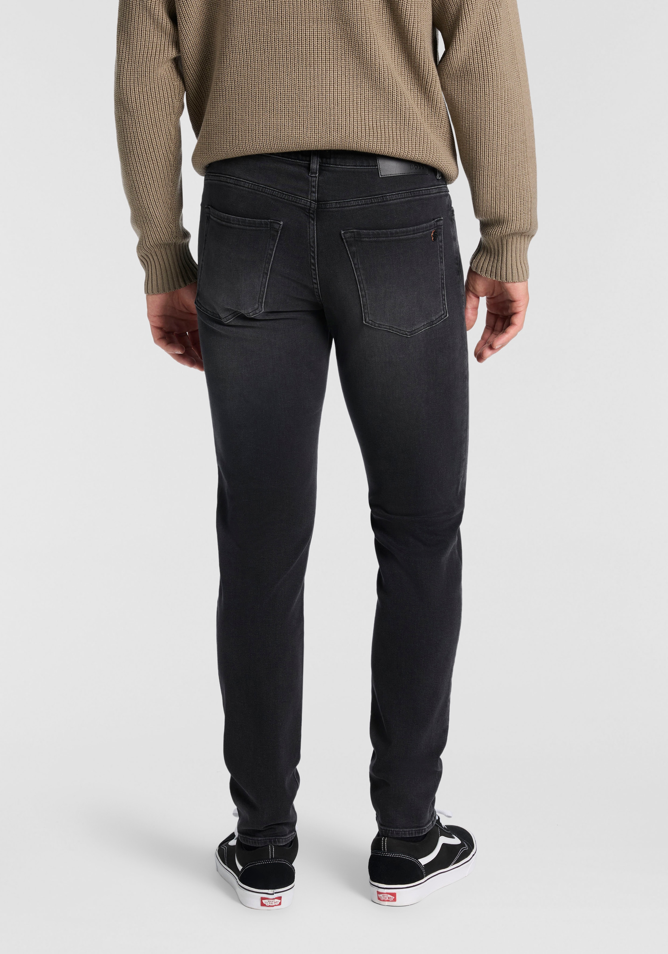 BOSS ORANGE Tapered-fit-Jeans »ONYX«, in 5-Pocket-Form, komfortabler Stretch-Denim