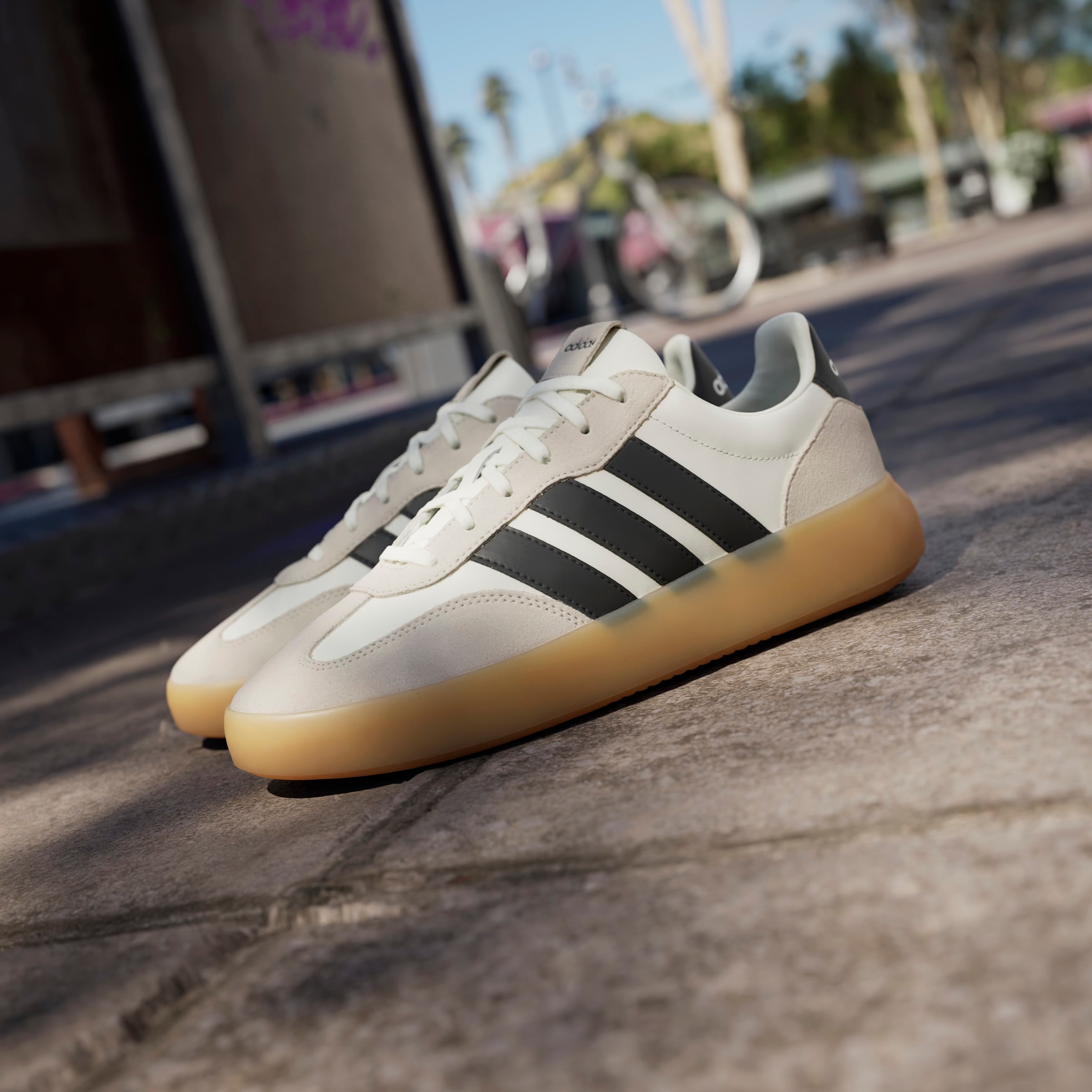 adidas Sportswear Sneaker »BARREDA DECODE«  inspiriert vom Design des adidas handball spezial