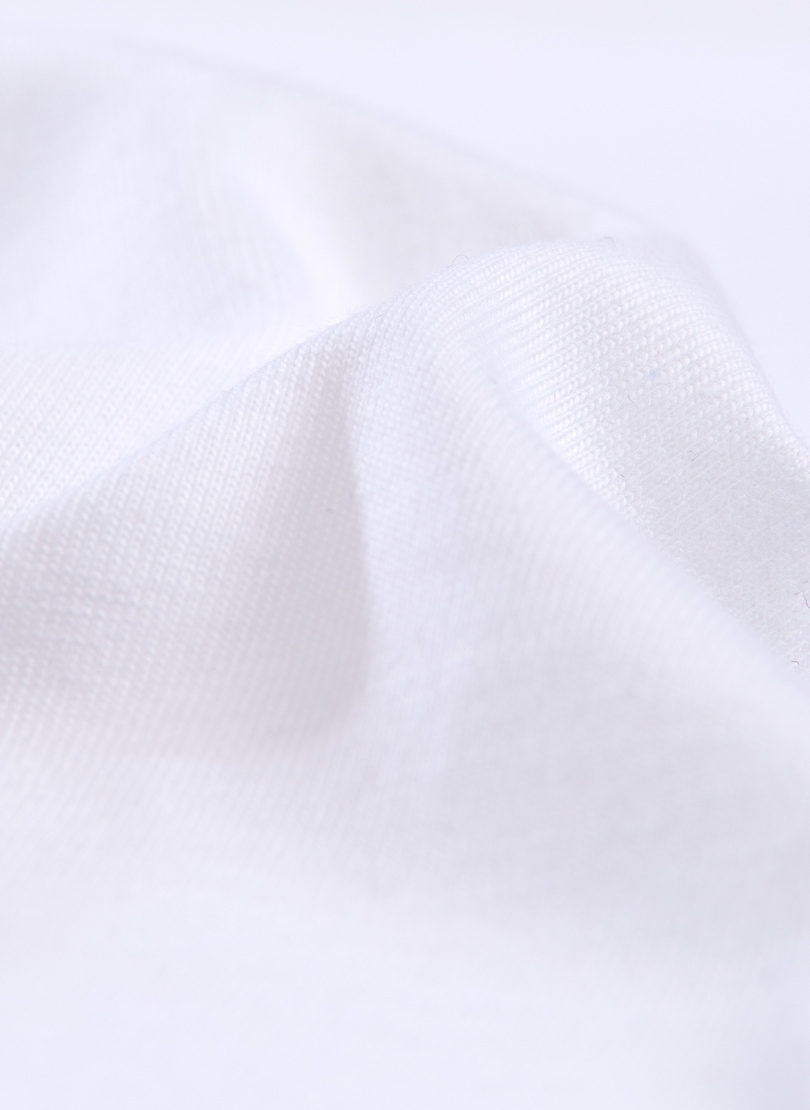 Trigema T-Shirt »TRIGEMA T-Shirt mit Knopfleiste DELUXE Baumwolle«, (1 tlg.)