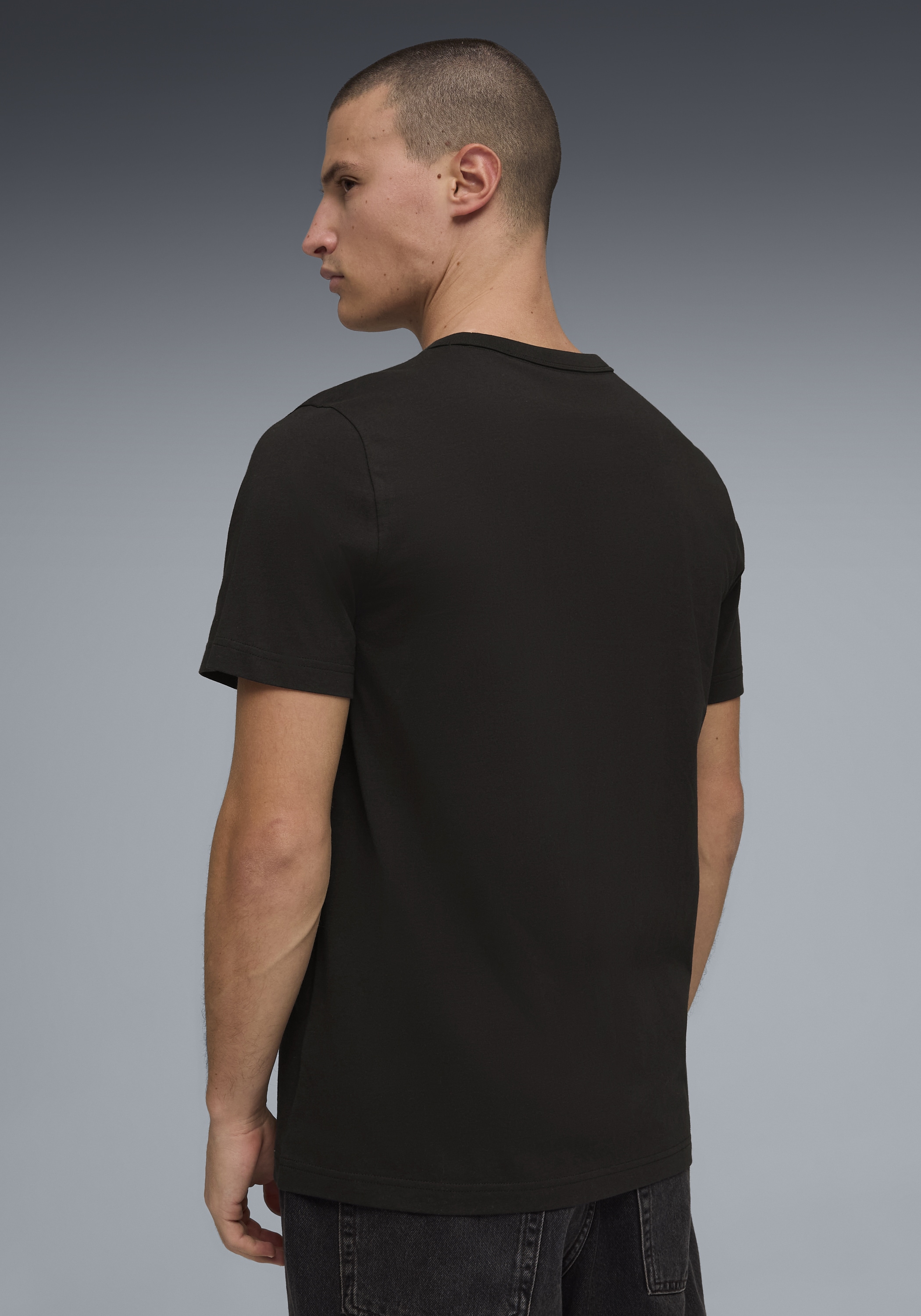 PUMA T-Shirt »CLASS GRAPHIC TEE« Regular Fit, Kurzarm, mit Rundhalsausschnitt, mit Print-Applikation