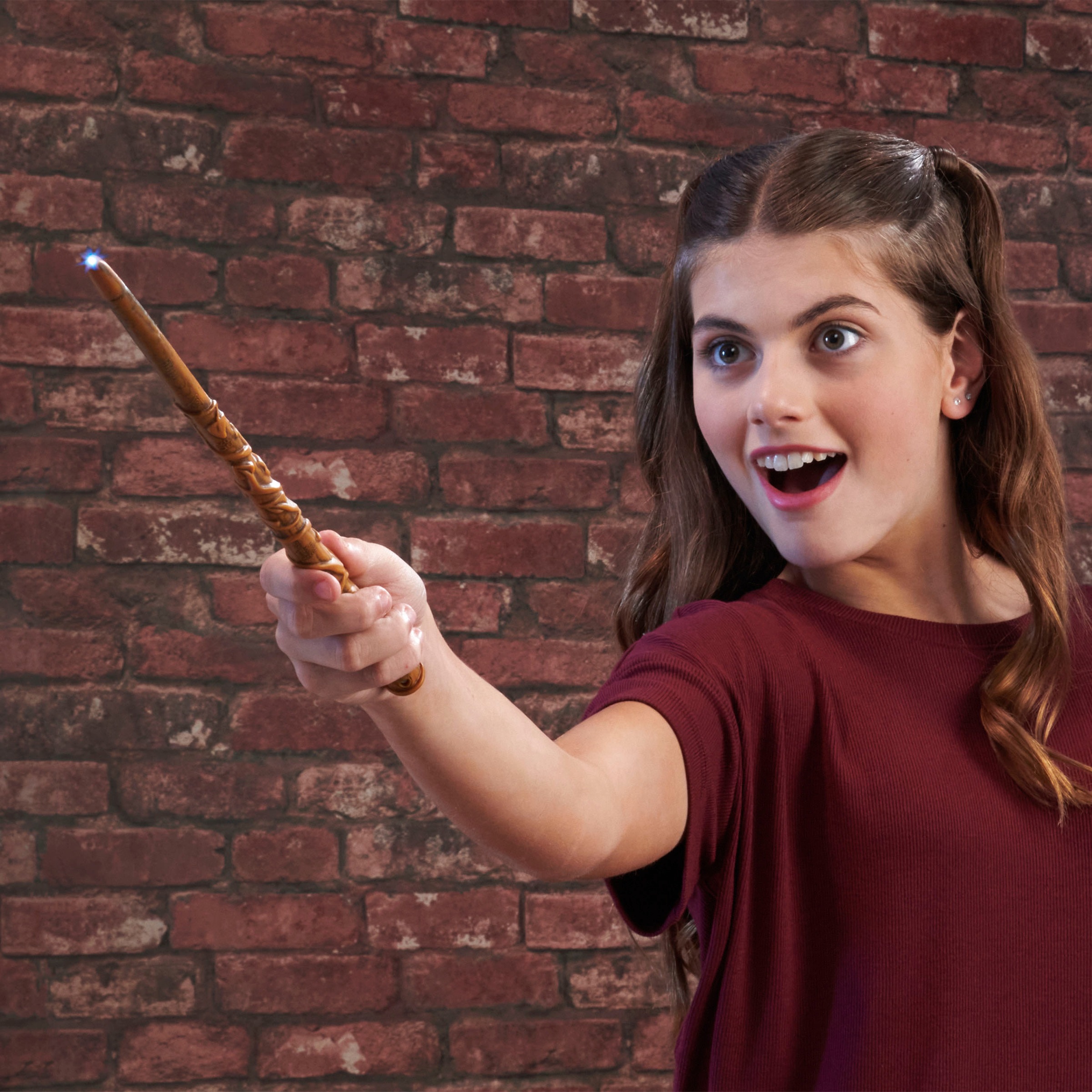Spin Master Kreativset »Wizarding World - Patronus-Projection-Zauberstab Hermine«, mit Projektion