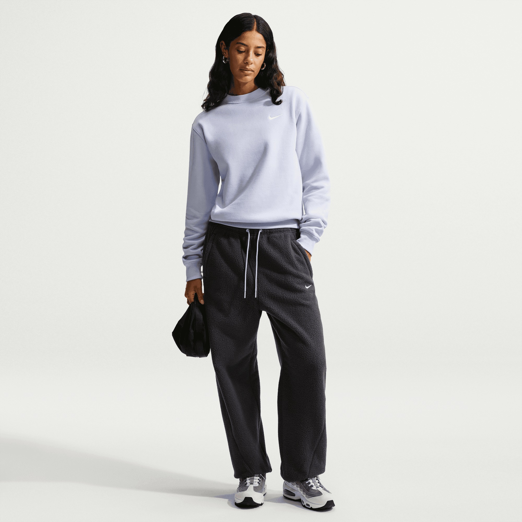Nike Sportswear Plüschhose »W NK CHILL POLAR FLC PANT«  mit elastischem Bund, auch in großen Größen