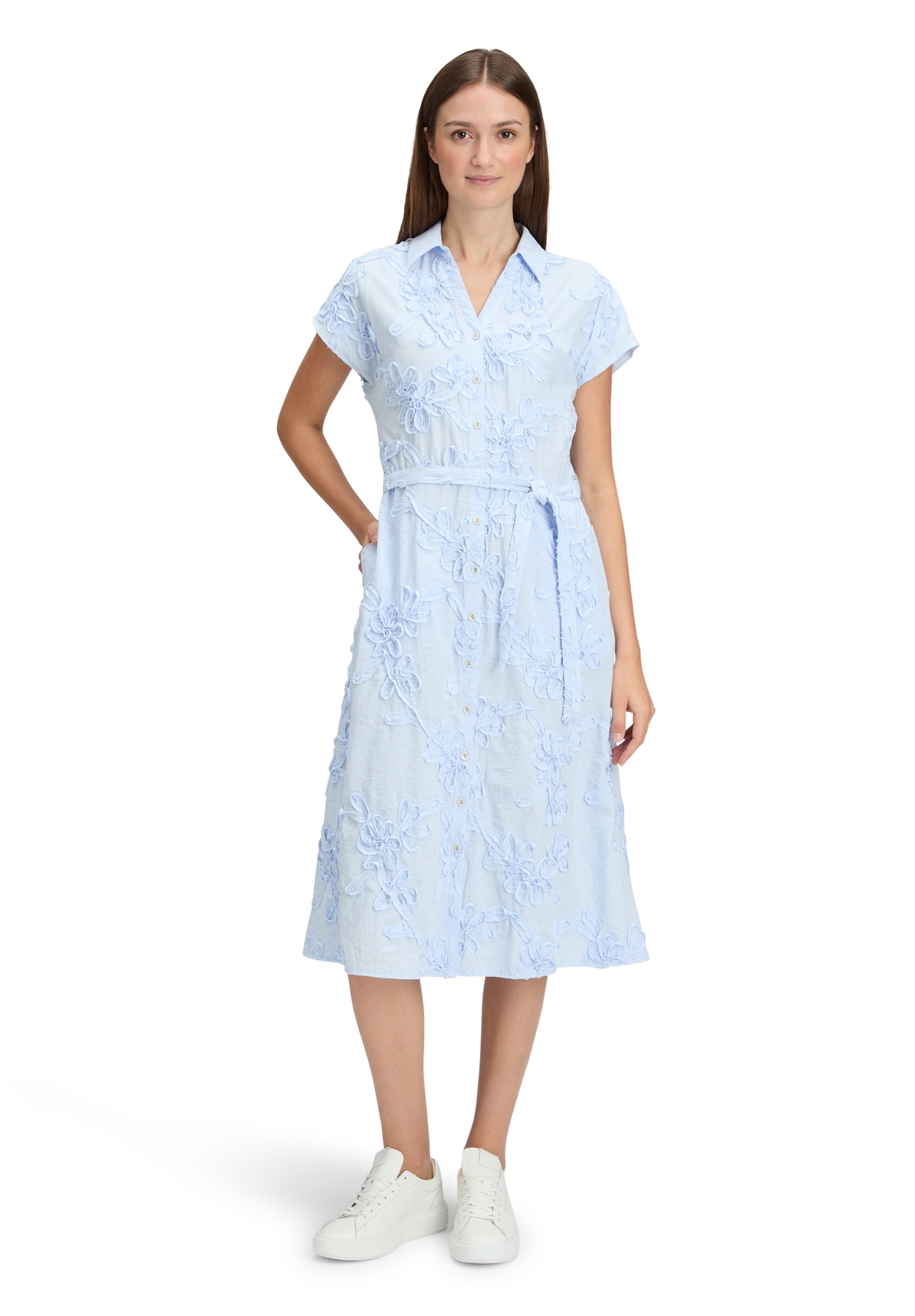Betty&Co Sommerkleid »Sommerkleid mit Stickerei«