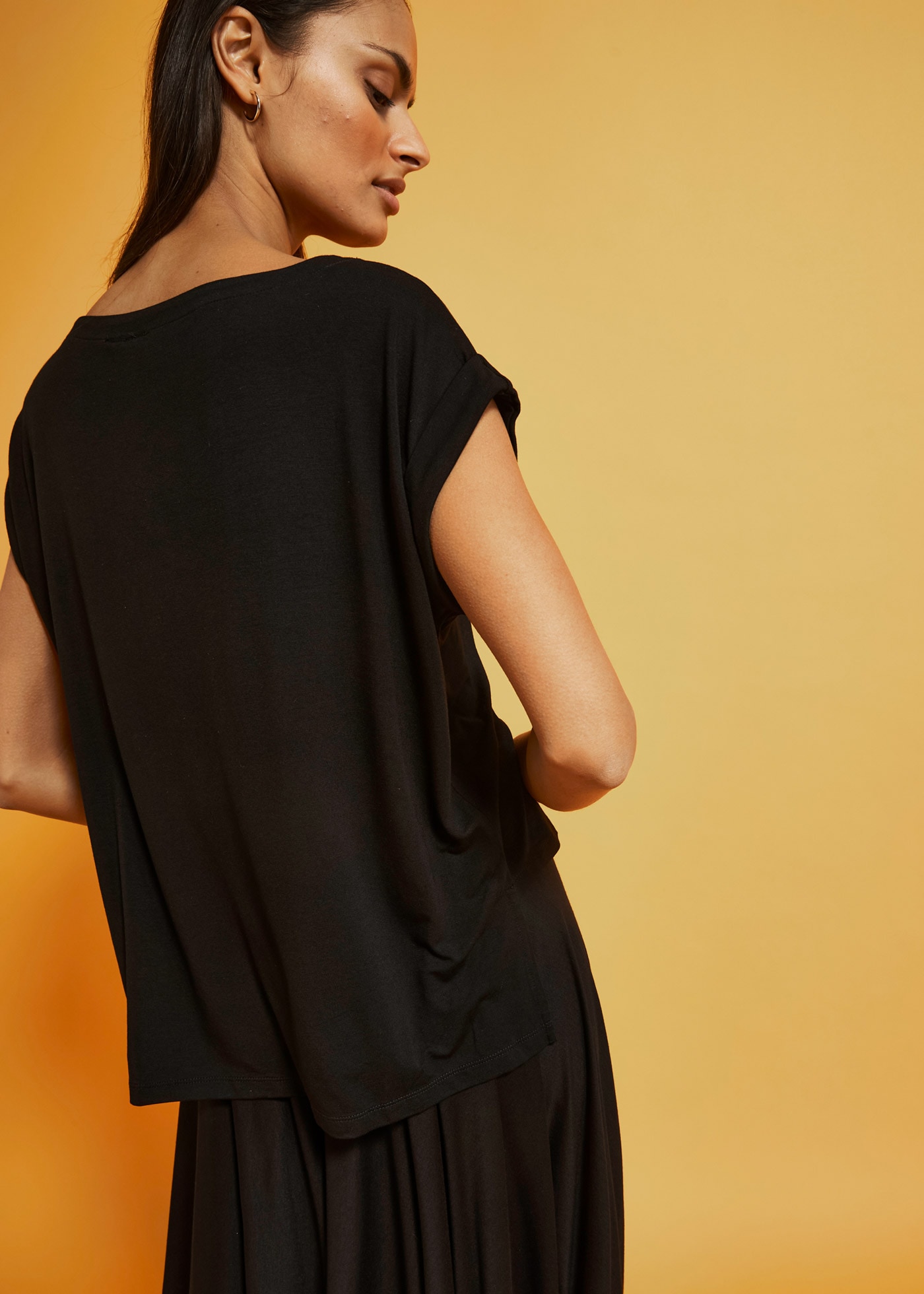 bonprix Oversize-Shirt »Oversize-Shirt aus fließender Viskose« oversize Passform, Kurzarm, für warme Tage, aus Viskose