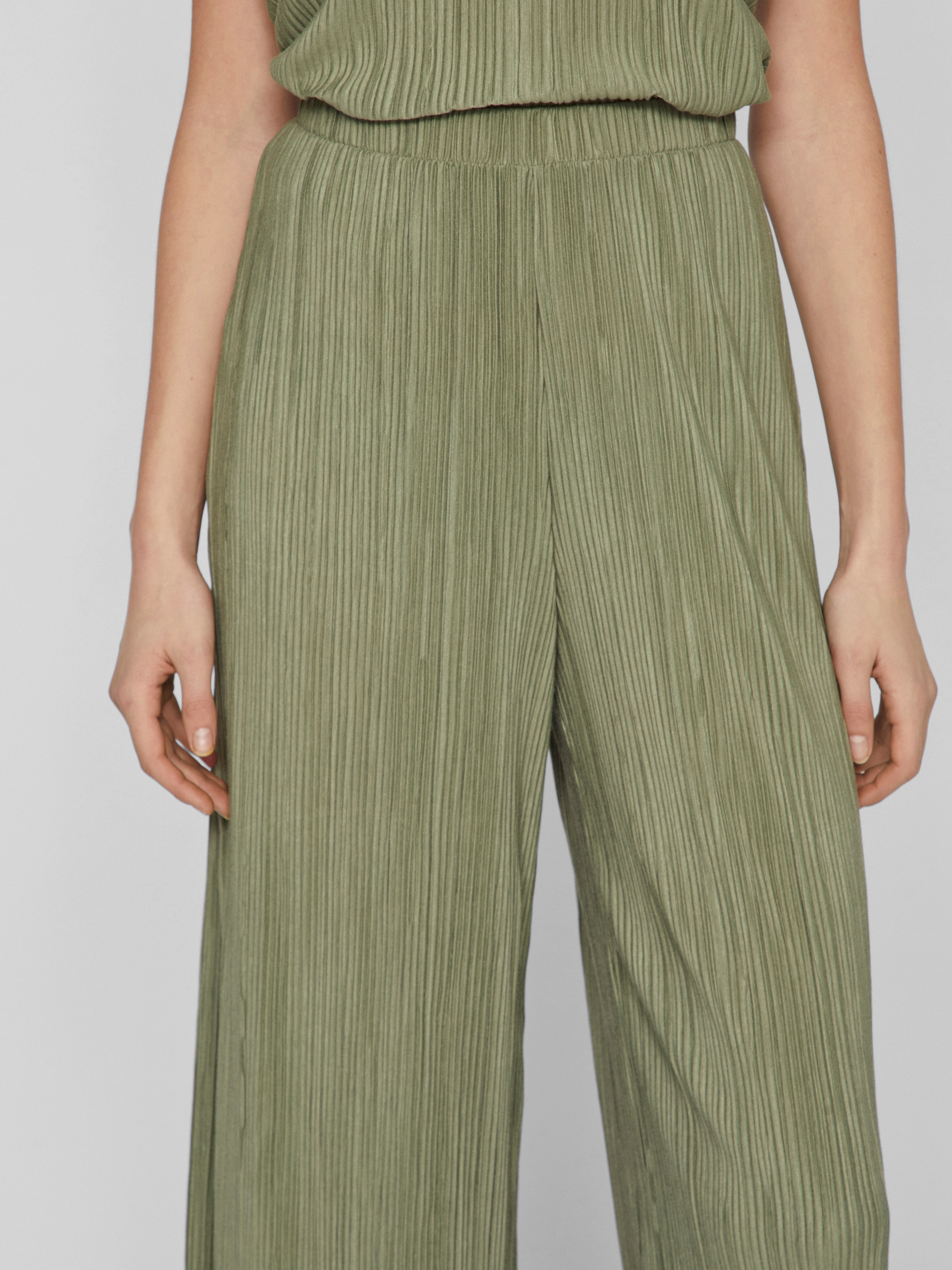 Vila Schlupfhose »VIPLISA HW CULOTTE PANTS - NOOS«, plissierte Optik