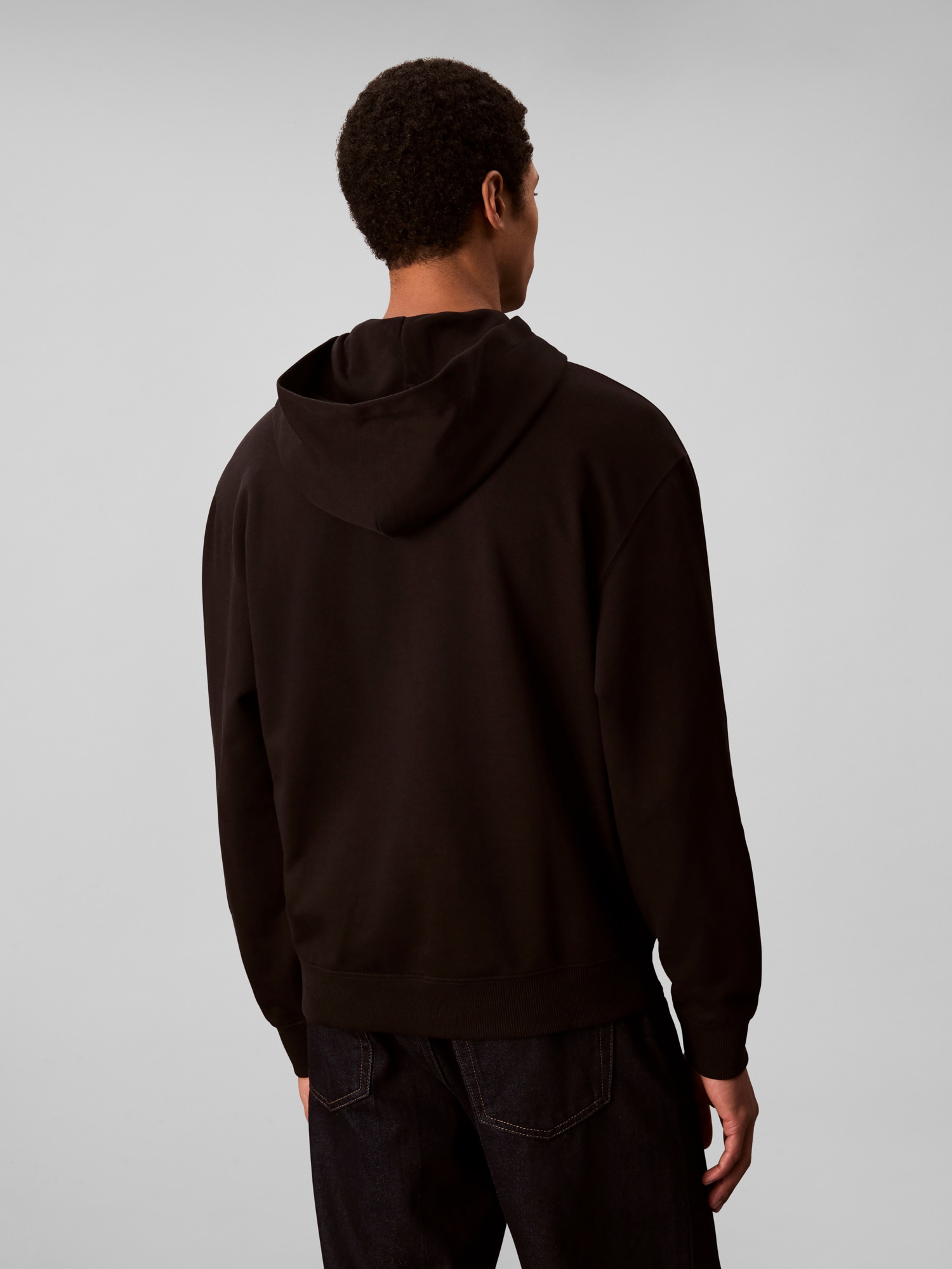 Calvin Klein Kapuzensweatshirt »LS EU STANDARD LOGO 350TERRY PO«, Mit Rundhalsausschnitt, regular fit
