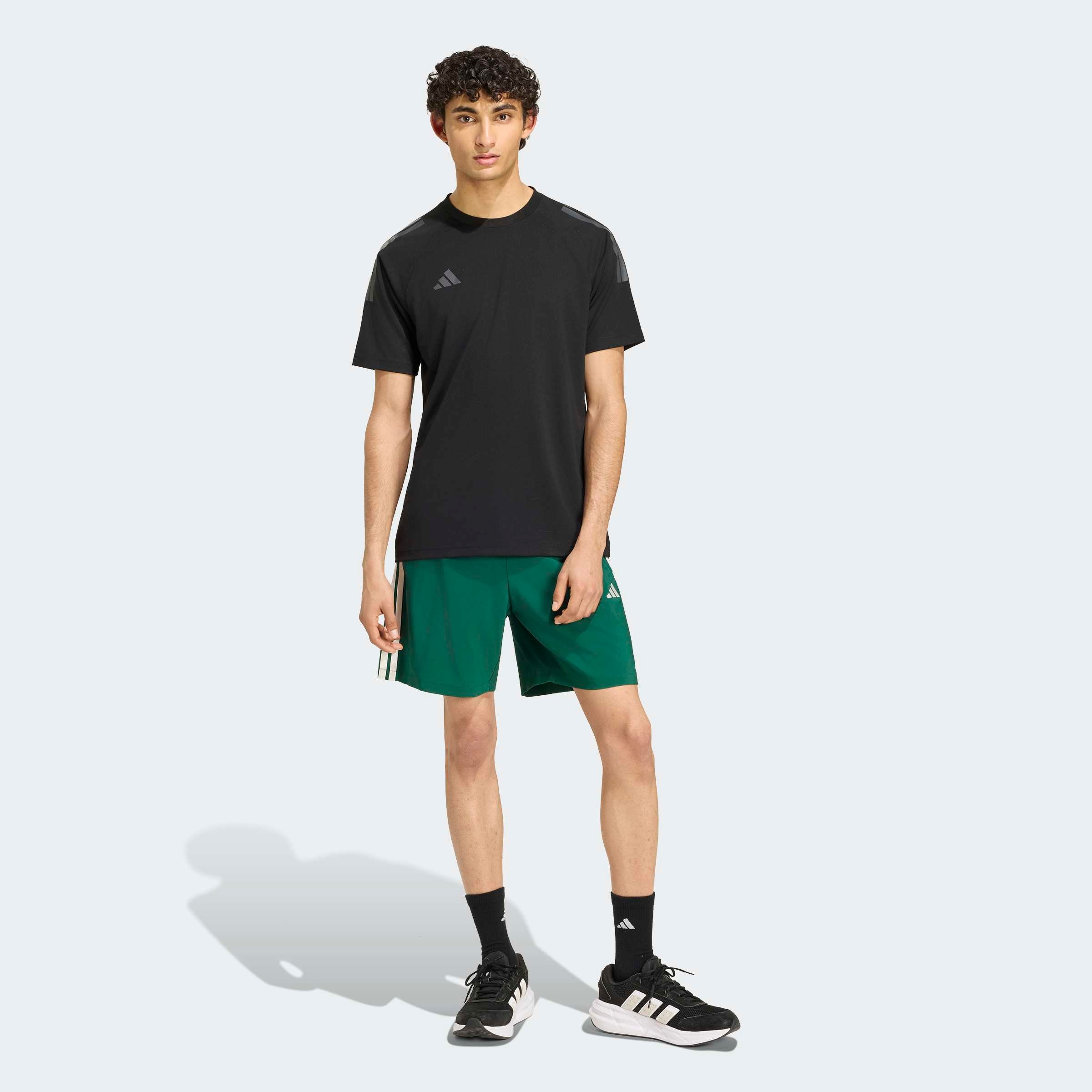 adidas Sportswear Shorts »ESSENTIALS 3-STREIFEN CHELSEA LITE, GEWEBT«