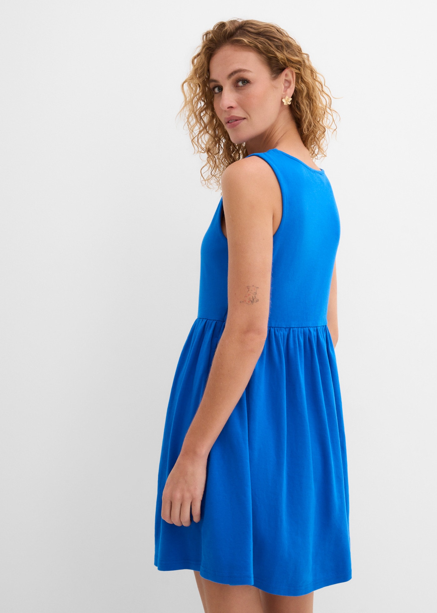 bonprix Shirtkleid bequeme Passform, ohne Ärmel, mit Eingriffstaschen, aus Baumwolle