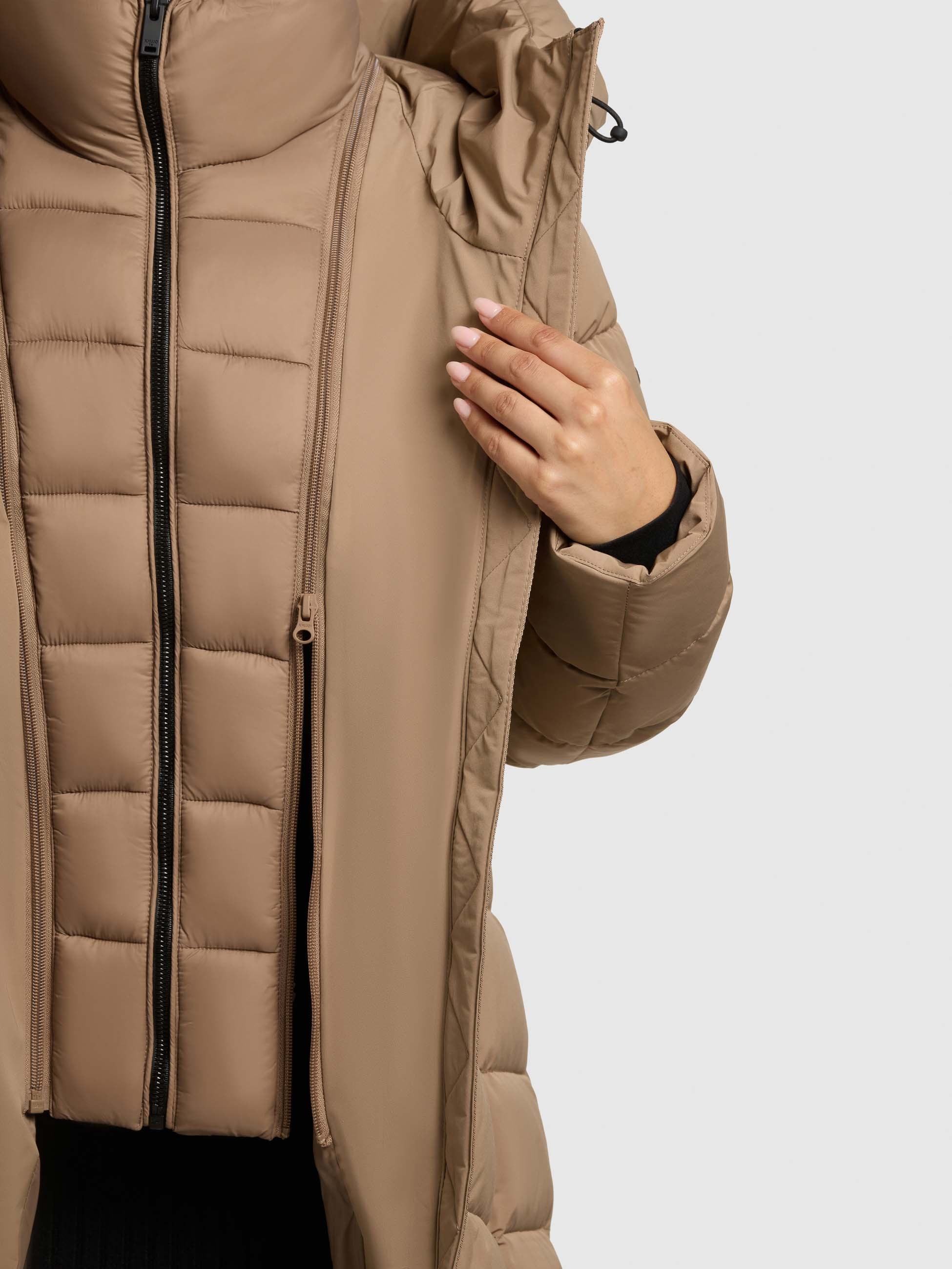 khujo Steppmantel »FISKA« Kapuze mit elastischem Kordelzug