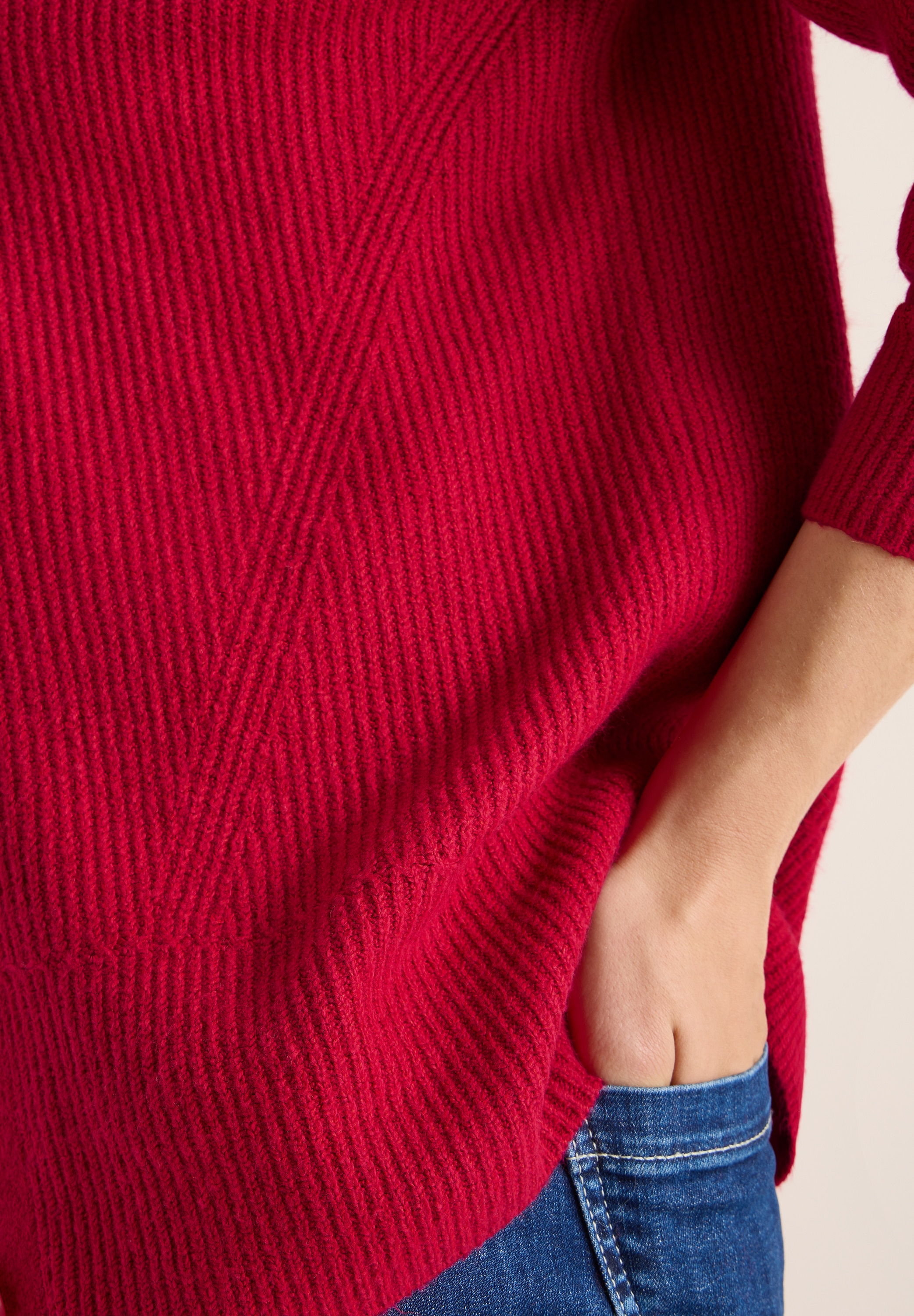 Cecil Cardigan, mit Strukturdetail und Knopfleiste