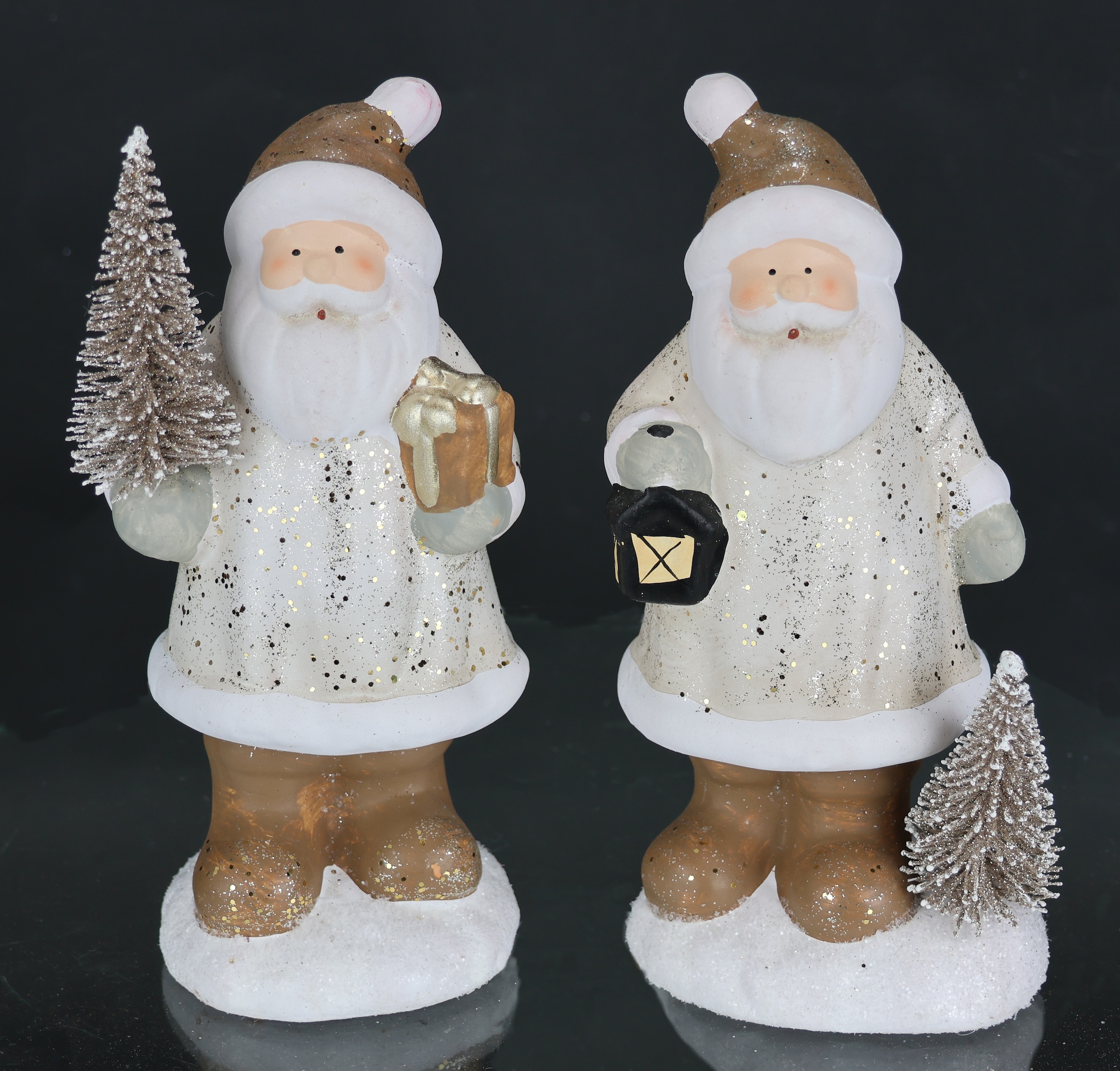 I.GE.A. Dekofigur »Nikolaus aus Keramik, 2er Set« Mit Baum Laterne Geschenk Figur Dekoration Weihnachtsdeko