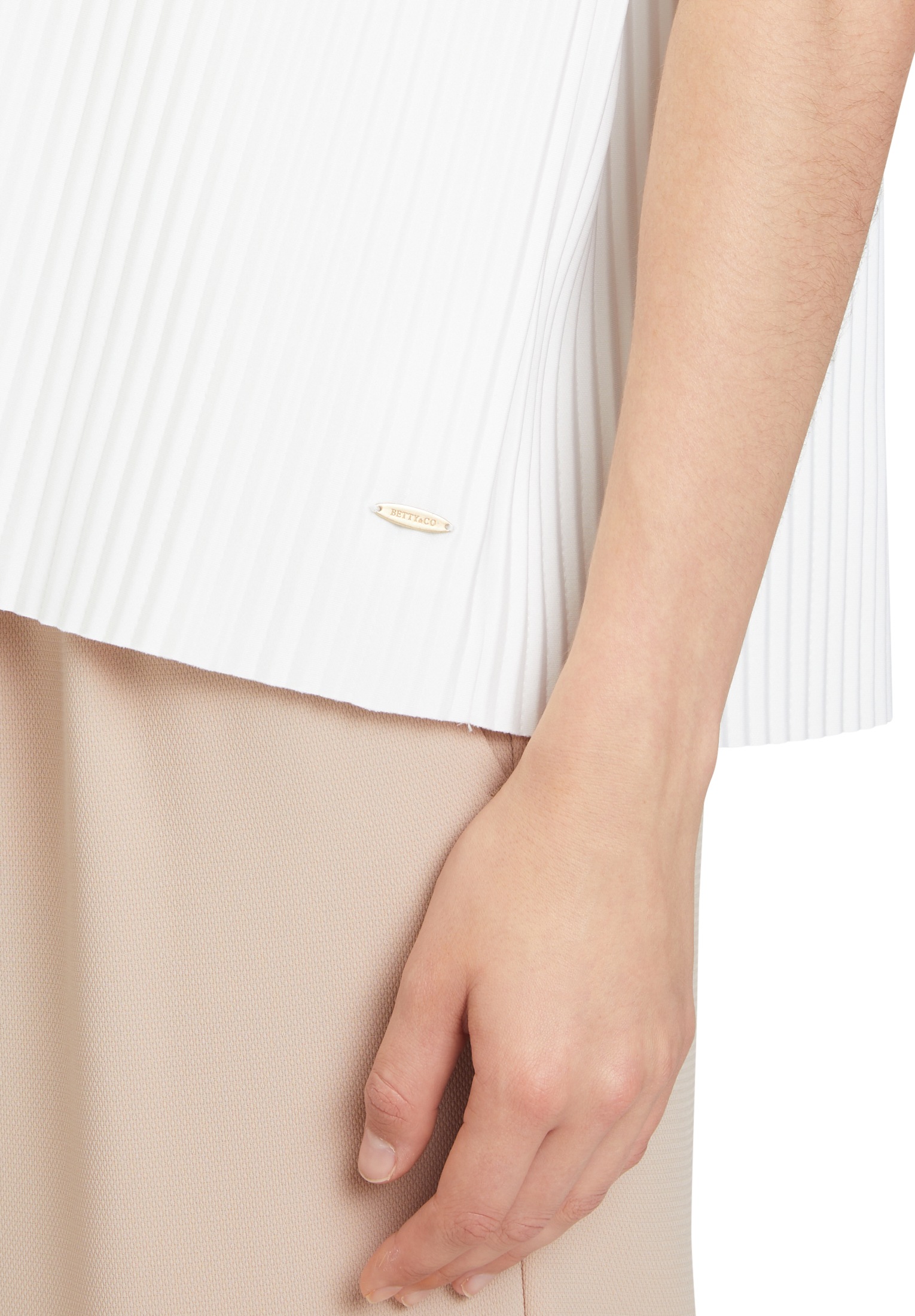 Betty&Co Kurzarmshirt »Kurzarm-Shirt mit Plissee«