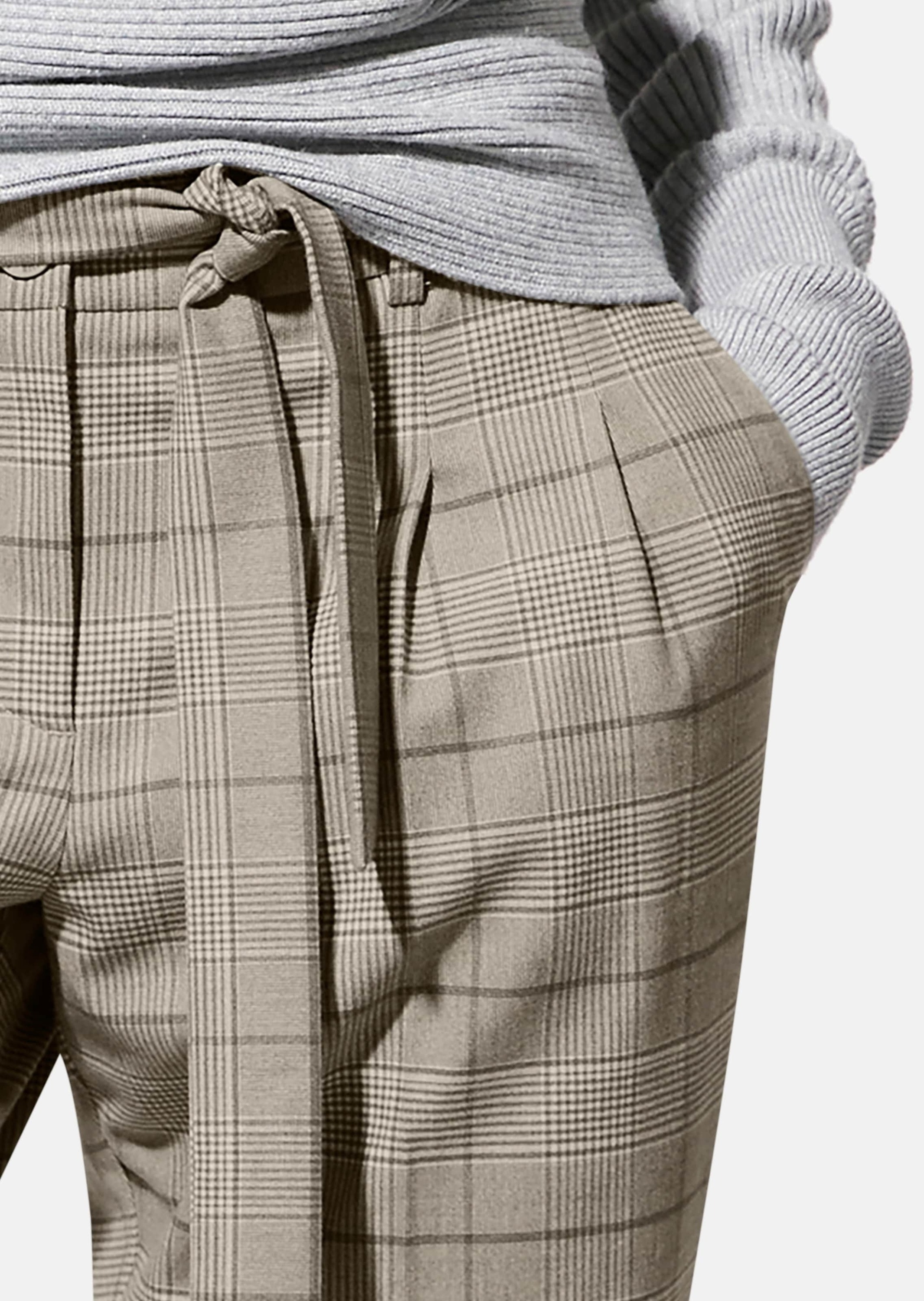 MADELEINE Bundfaltenhose »Hose Karo-Bundfaltenhose mit Bindegürtel«