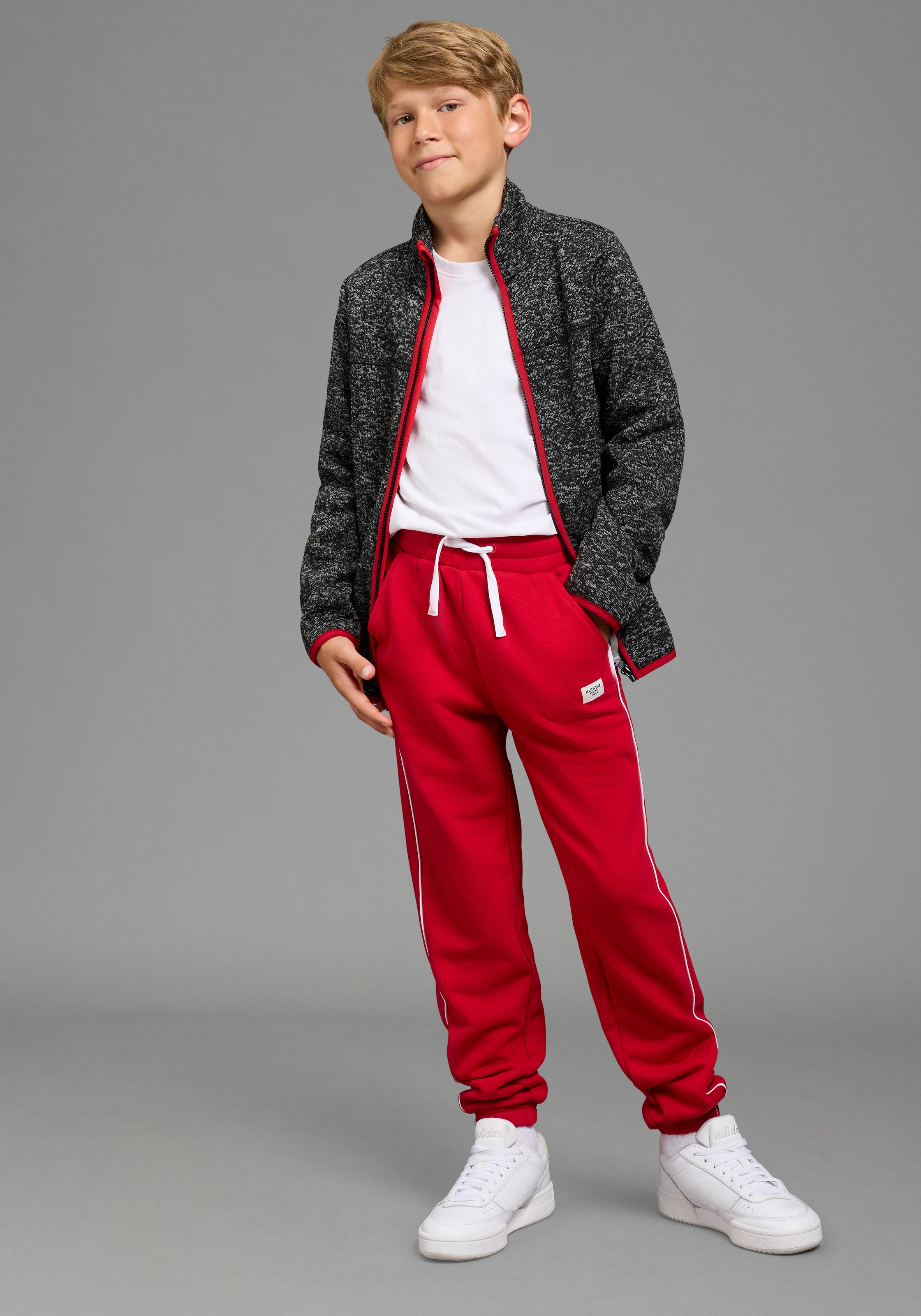 H.I.S Sweathose »2er Packung H.I.S Sweathosen mit Piping an der Seite«  2 Jogginghosen in gerader Passform, mit Gummizug am Beinabschluss