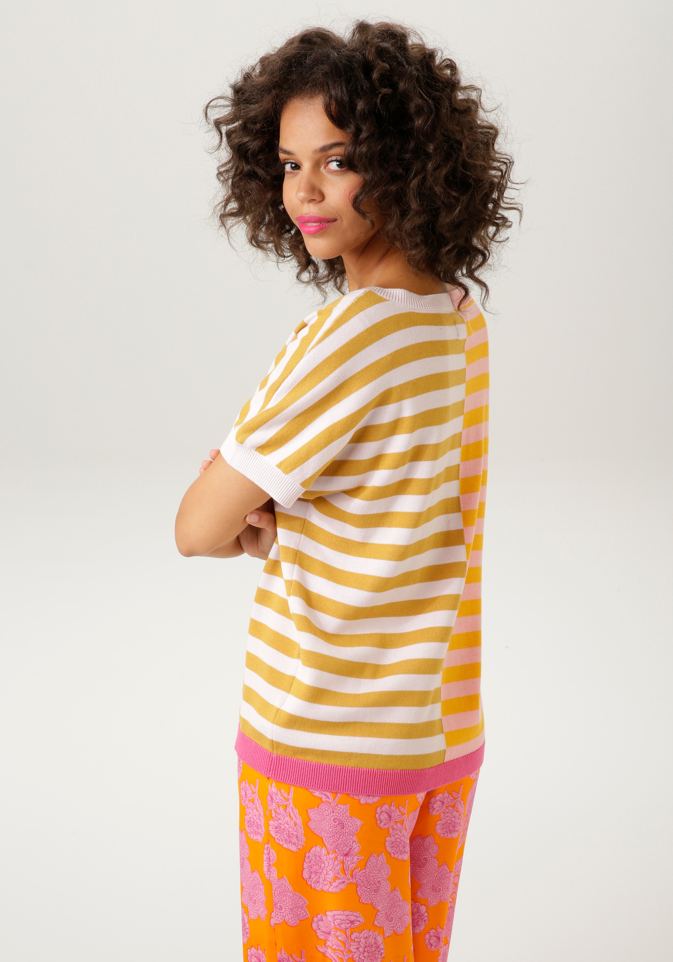 Aniston CASUAL Strickpullover, im extravagantem Streifen-Dessin