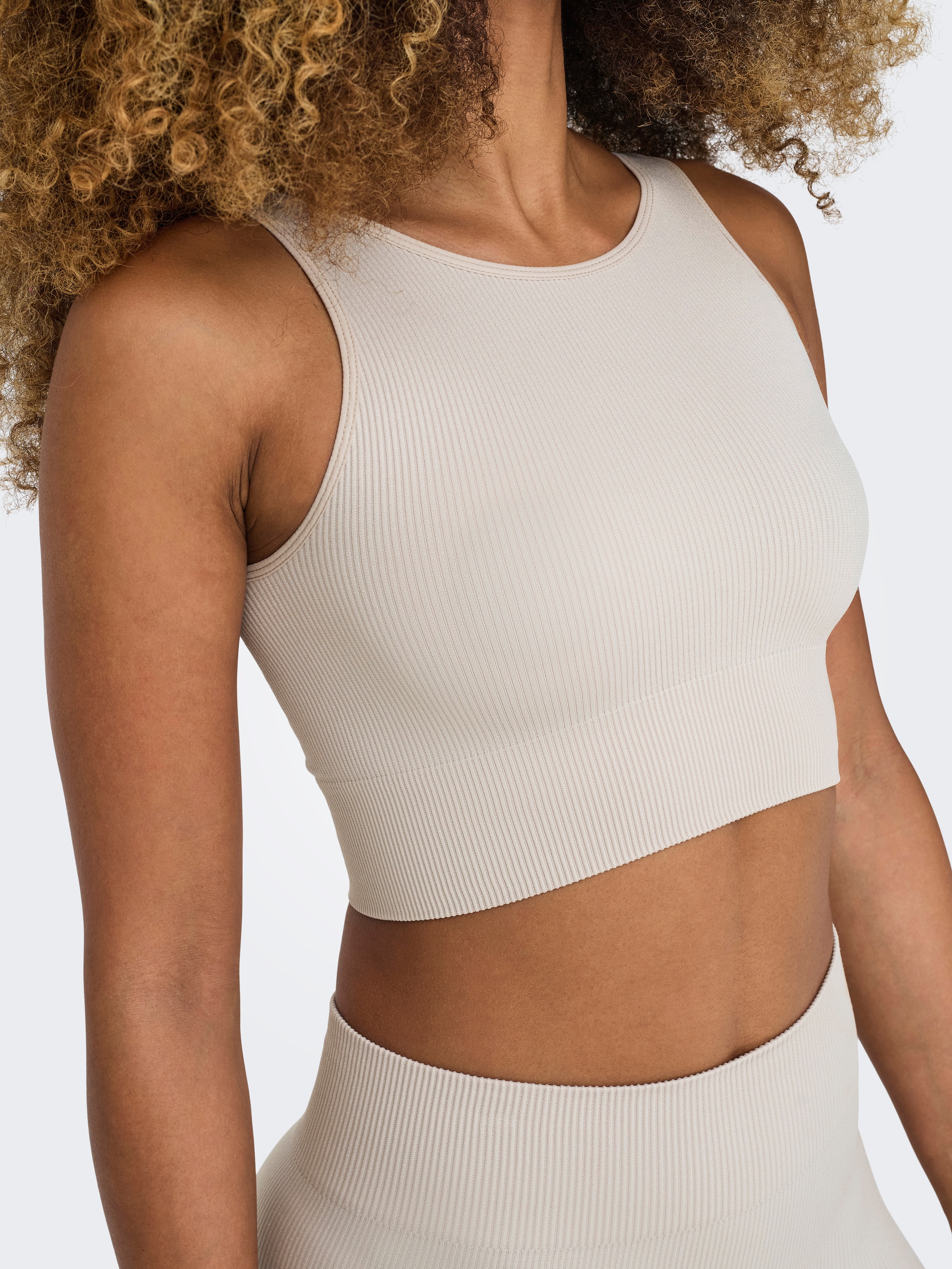 ONLY Play Trainingstop »ONPJAIA LIFE UN SL SEAM SHORT TOP NOOS«, Cropped Fit, in feiner Rippstruktur