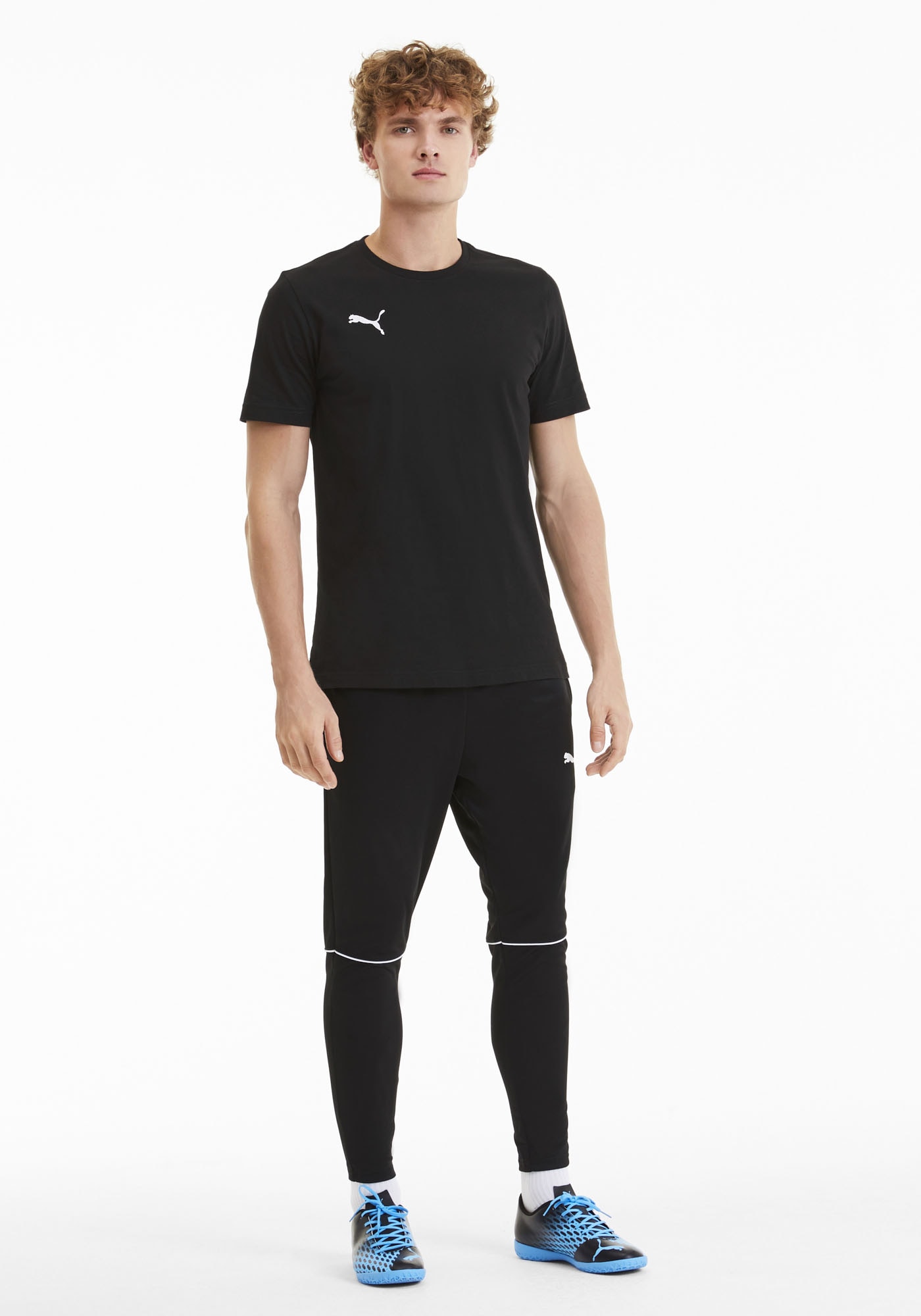 PUMA Trainingsshirt »TEAMGOAL 23 CASUALS TEE« Slim fit Passform, Kurzarm, für Fußball, Rundhalsausschnitt
