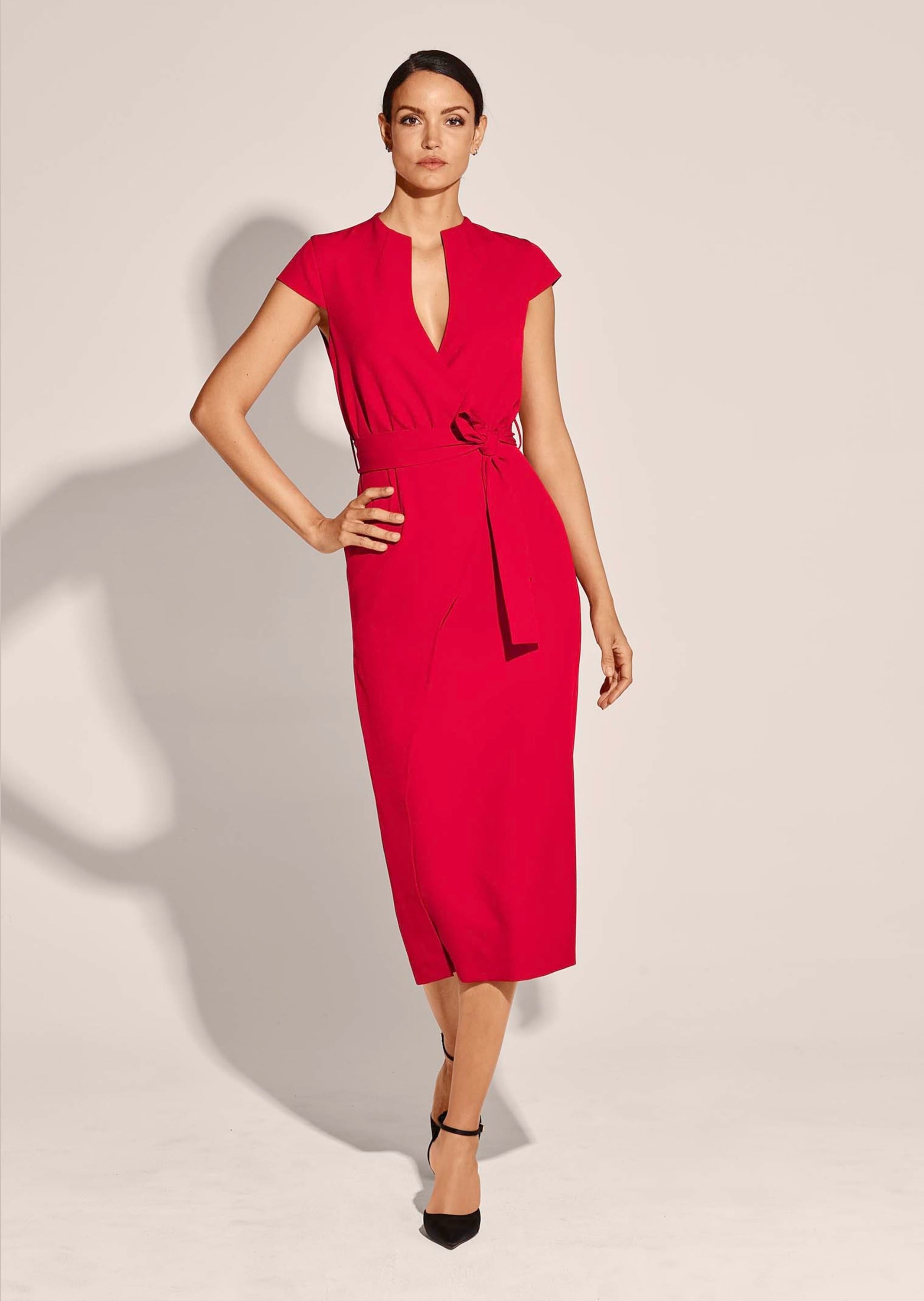 MADELEINE Midikleid »Kleid Elegantes Midi-Kleid in Wickeloptik«