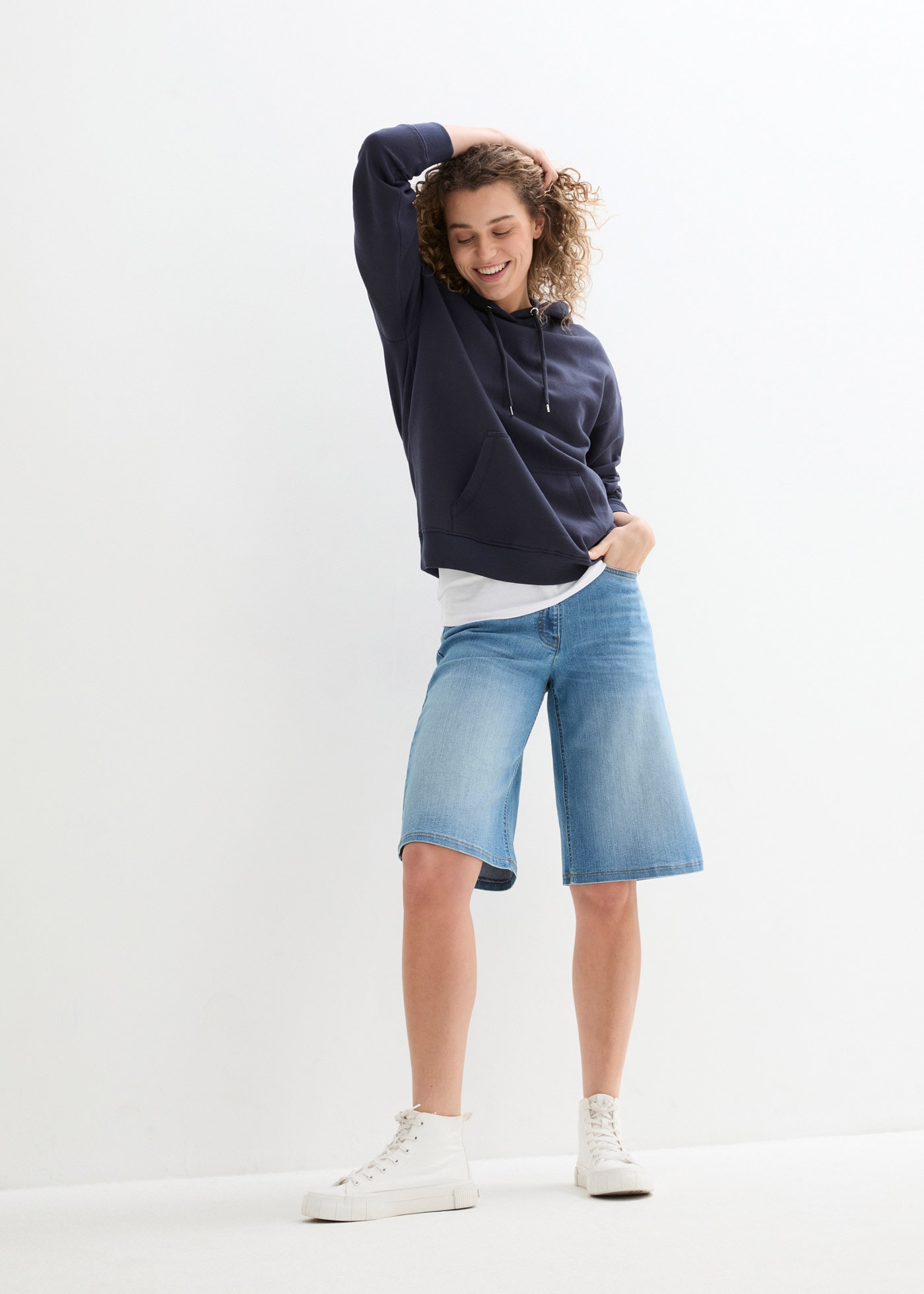 bonprix Bermudas  aus Baumwolle, Polyester und Elasthan, mit Stretch-Material