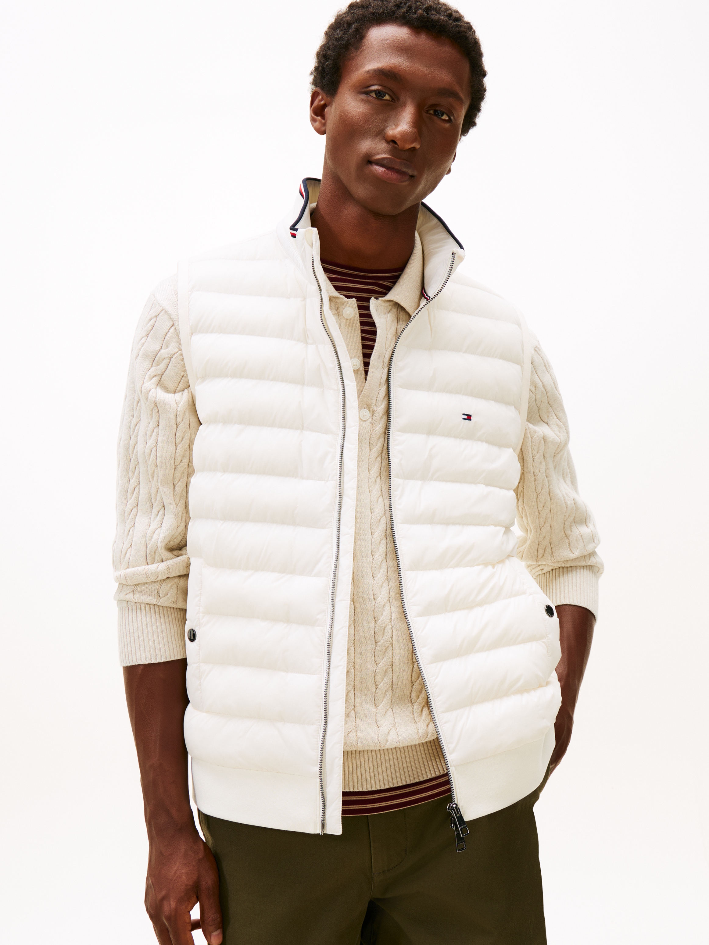 Tommy Hilfiger Steppweste »MIX MEDIA« Stehkragen, 2-Wege-Reißverschluss