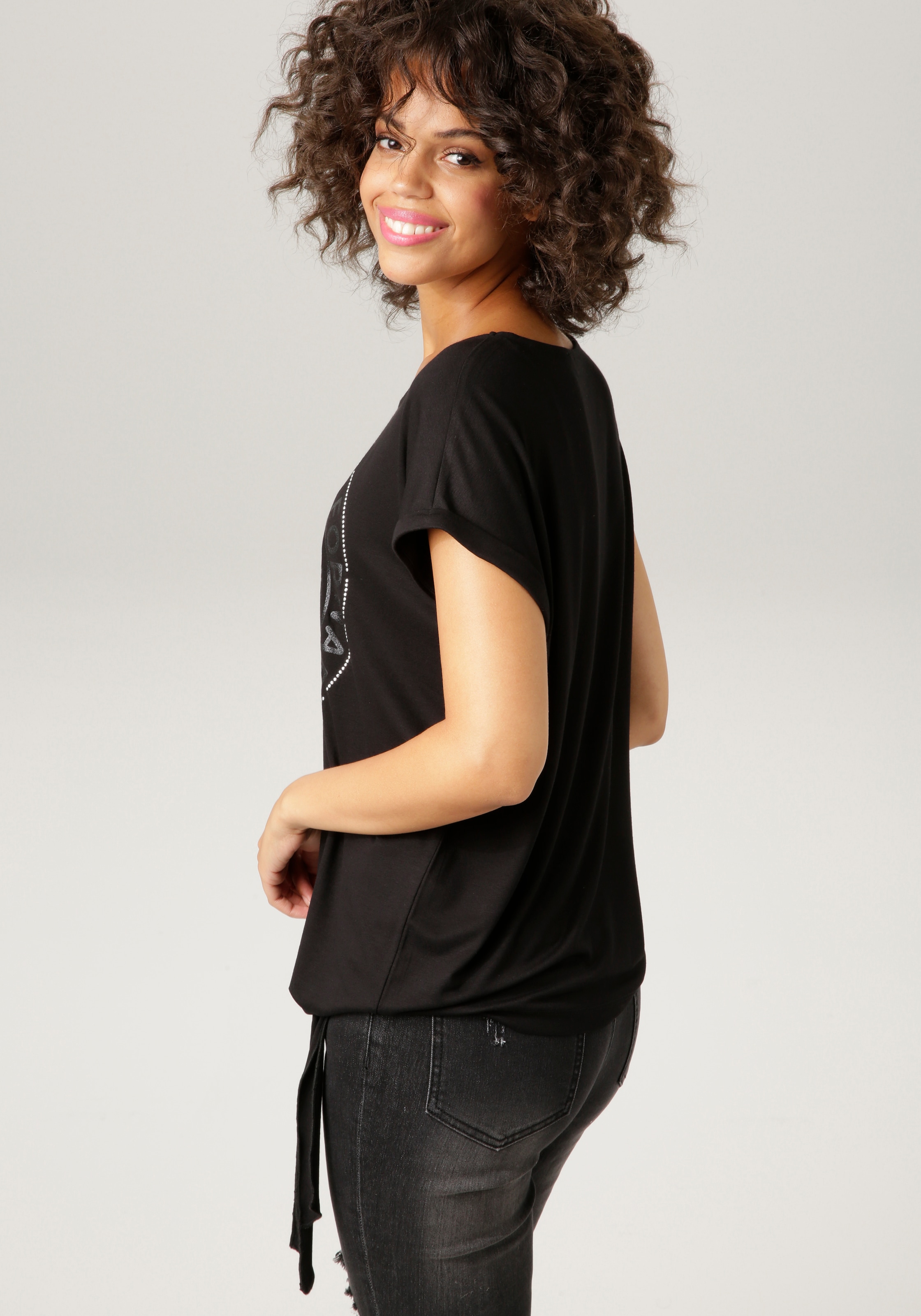 im CASUAL bestellen Shop silberfarbenen Glitzersteinchen Frontdruck und Online Aniston T-Shirt, OTTO mit