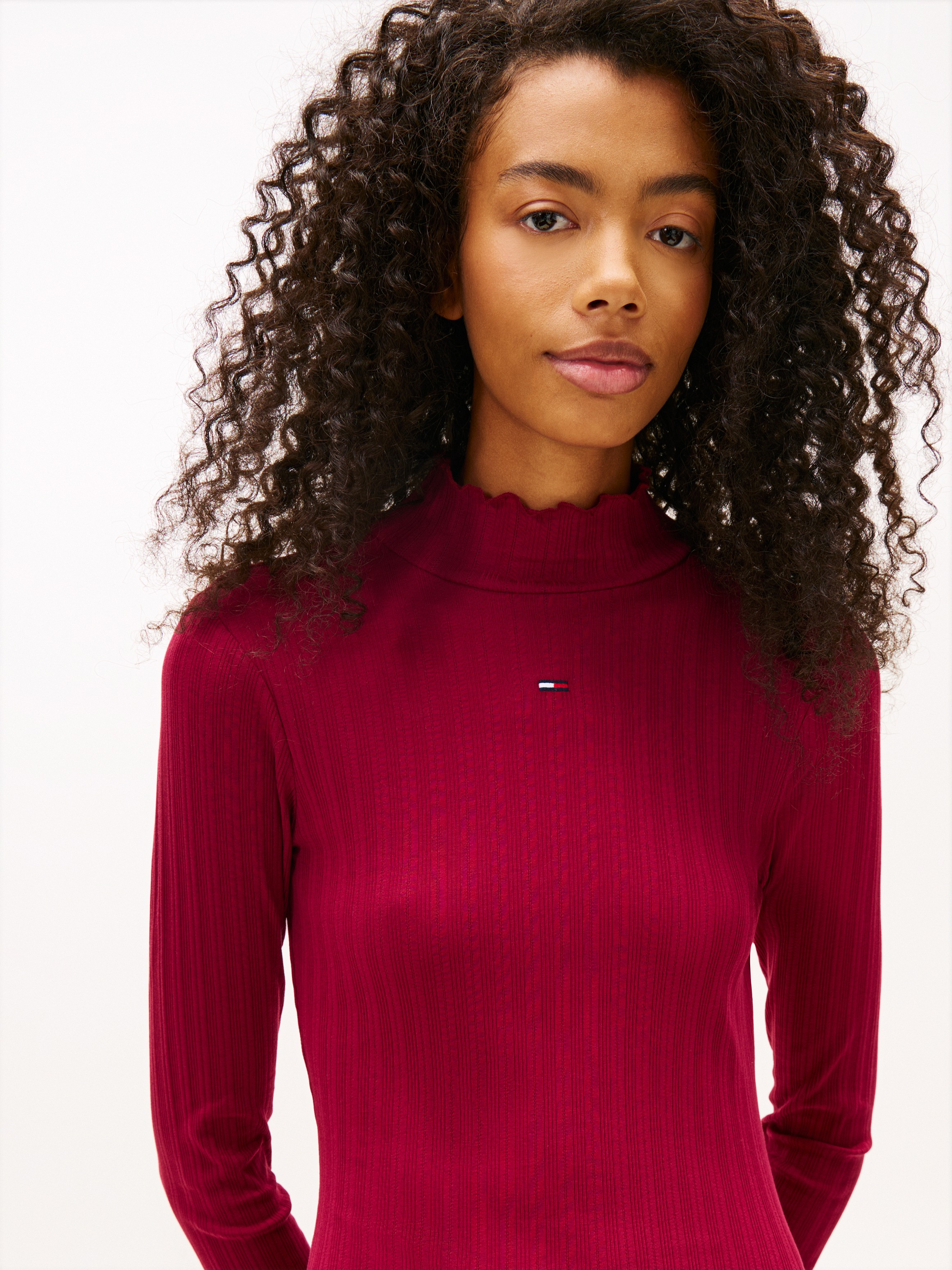 Tommy Jeans A-Linien-Kleid »TJW F&F RIB LETTUCE EDGE DRESS« in gerippter Struktur