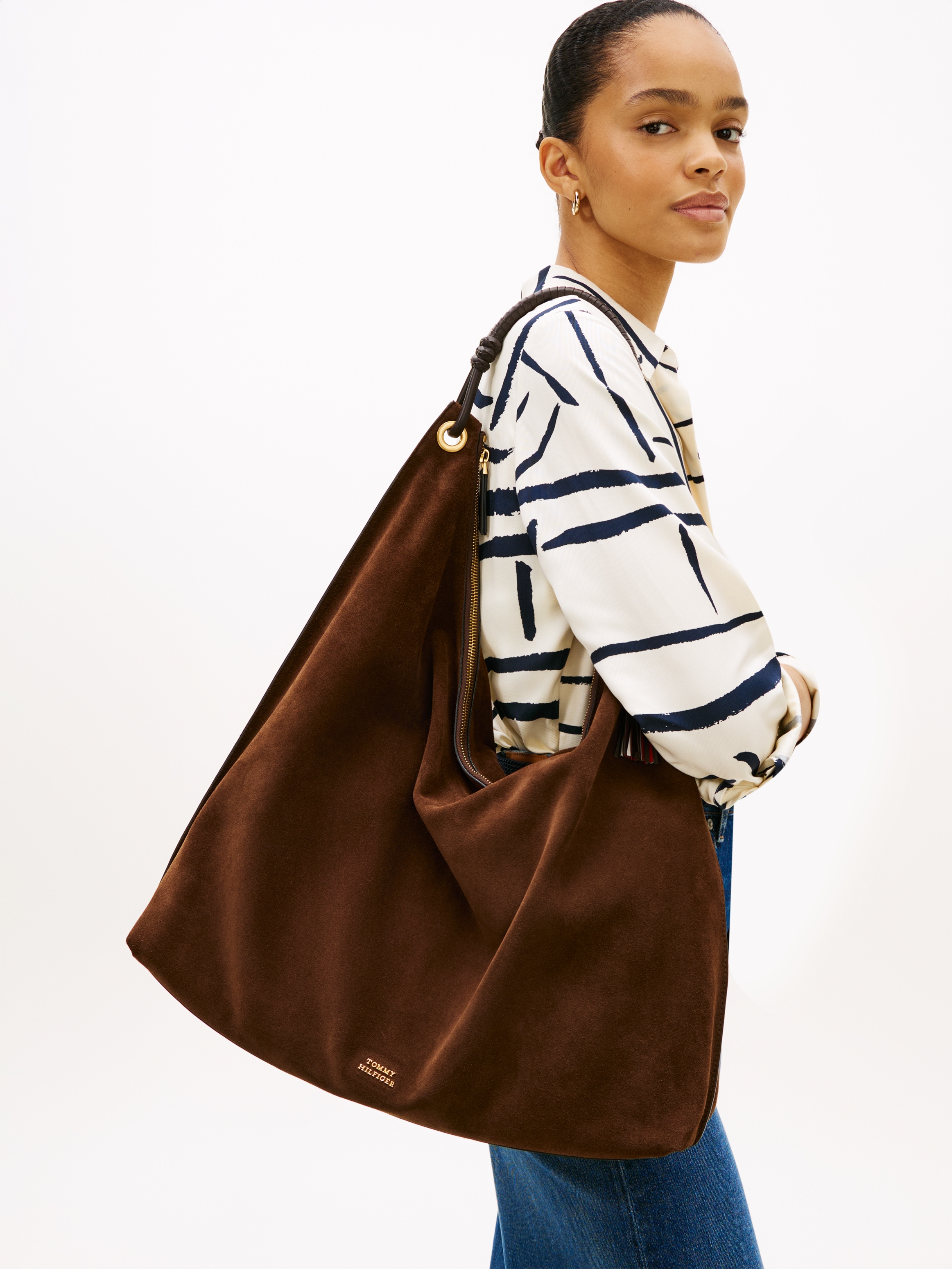 Tommy Hilfiger Hobo »TH STATEMENT LEATHER HOBO SUEDE« Damen Shopper, Schultertasche, Handtasche, goldfarbenes Logo