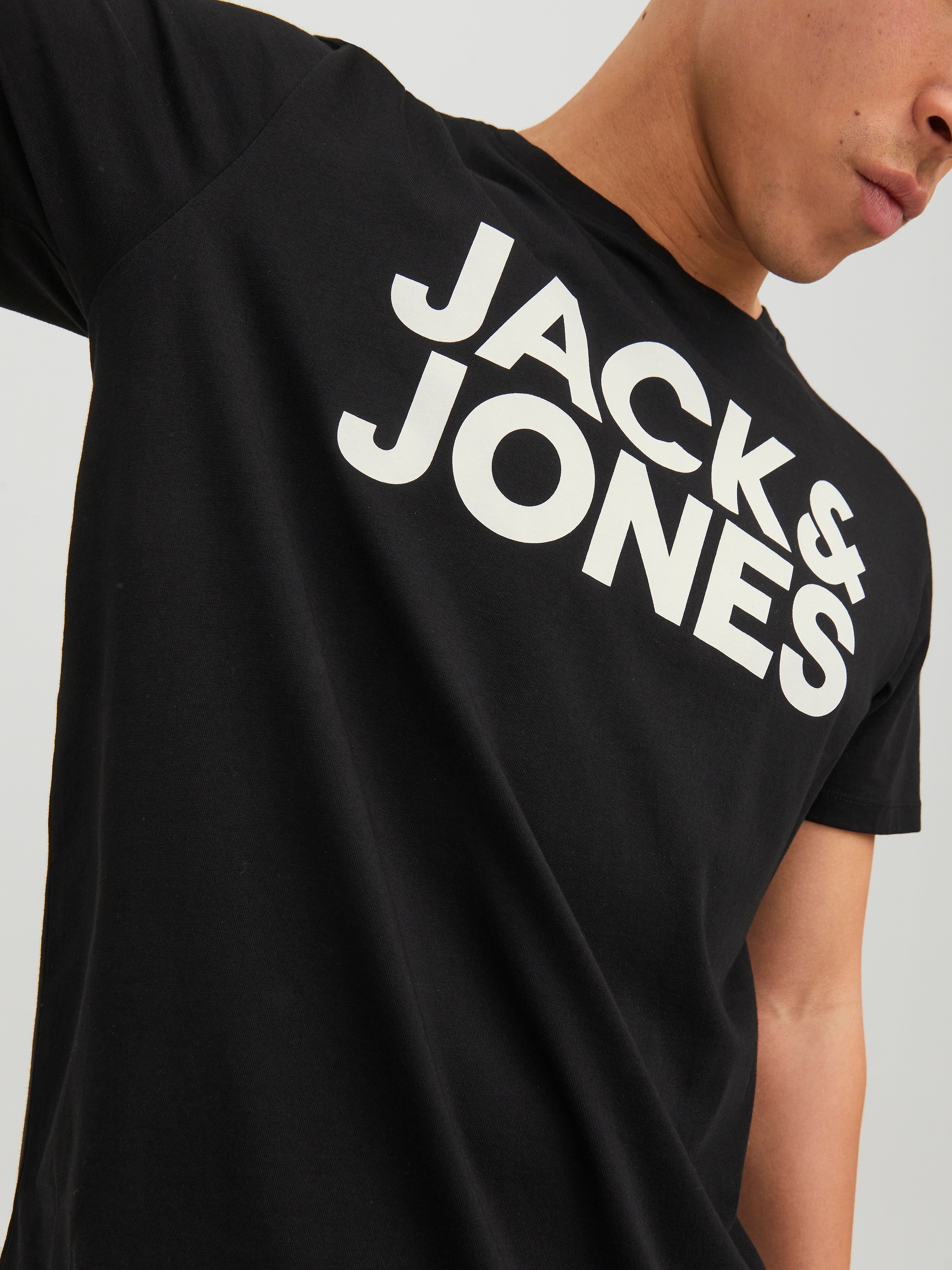 Jack & Jones Rundhalsshirt »JJECORP mit Logo-Print und klassischem Rundhals« Baumwolle, regular fit