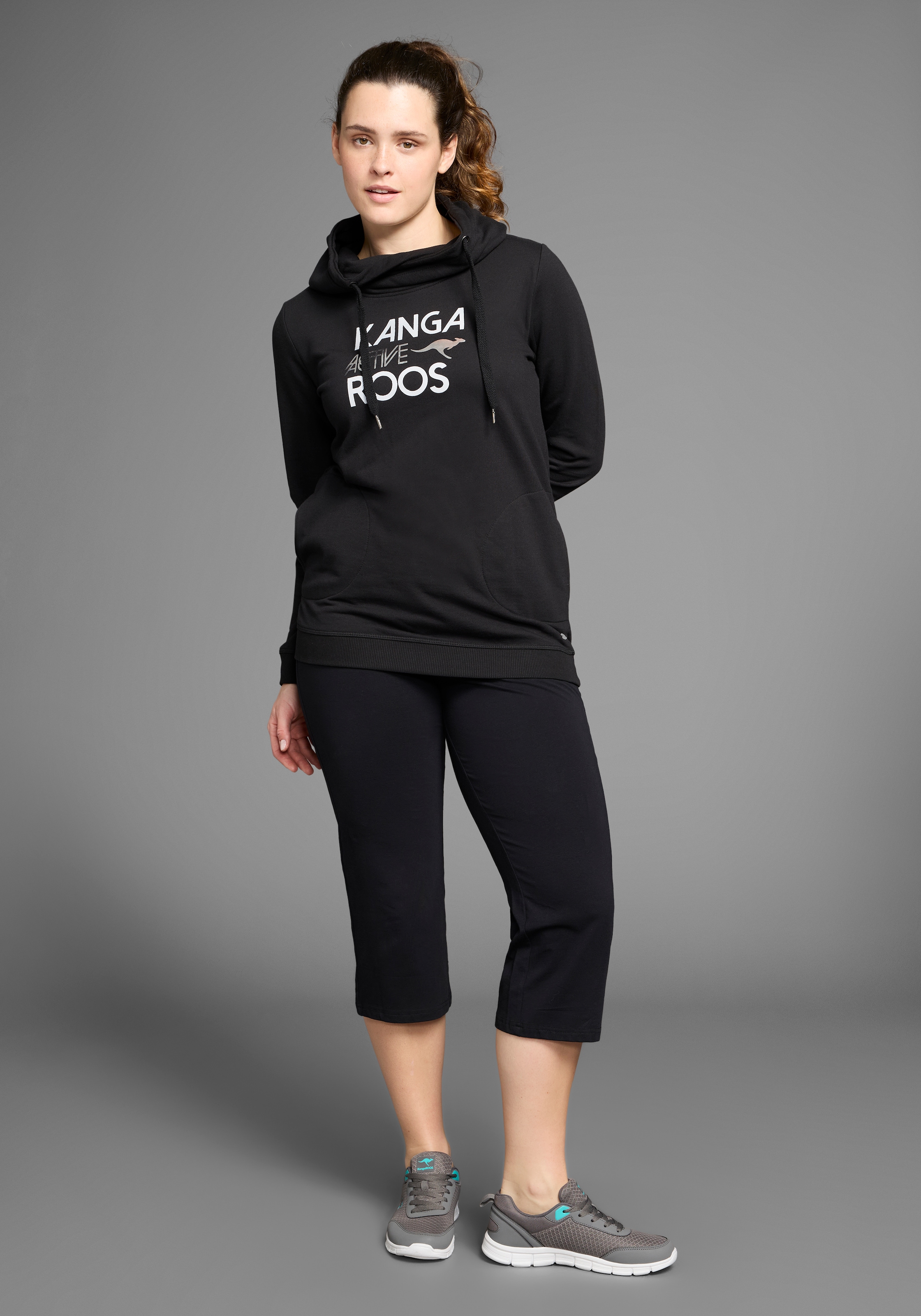 KangaROOS Sweatshirt, lange Ärmel, figurumspielende Passform