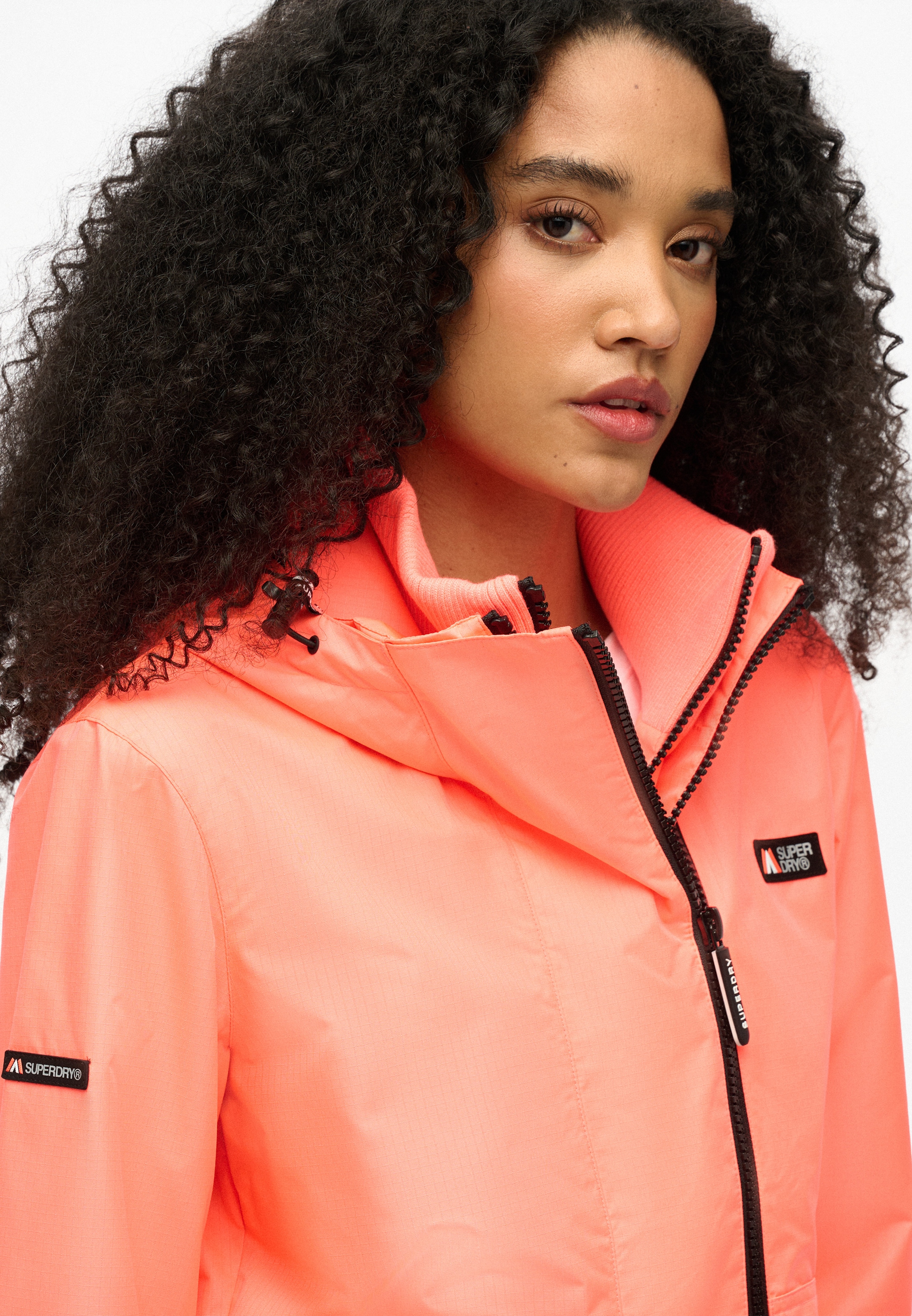 Superdry Outdoorjacke »HOODED MTN WINDBREAKER JKT«, mit Kapuze