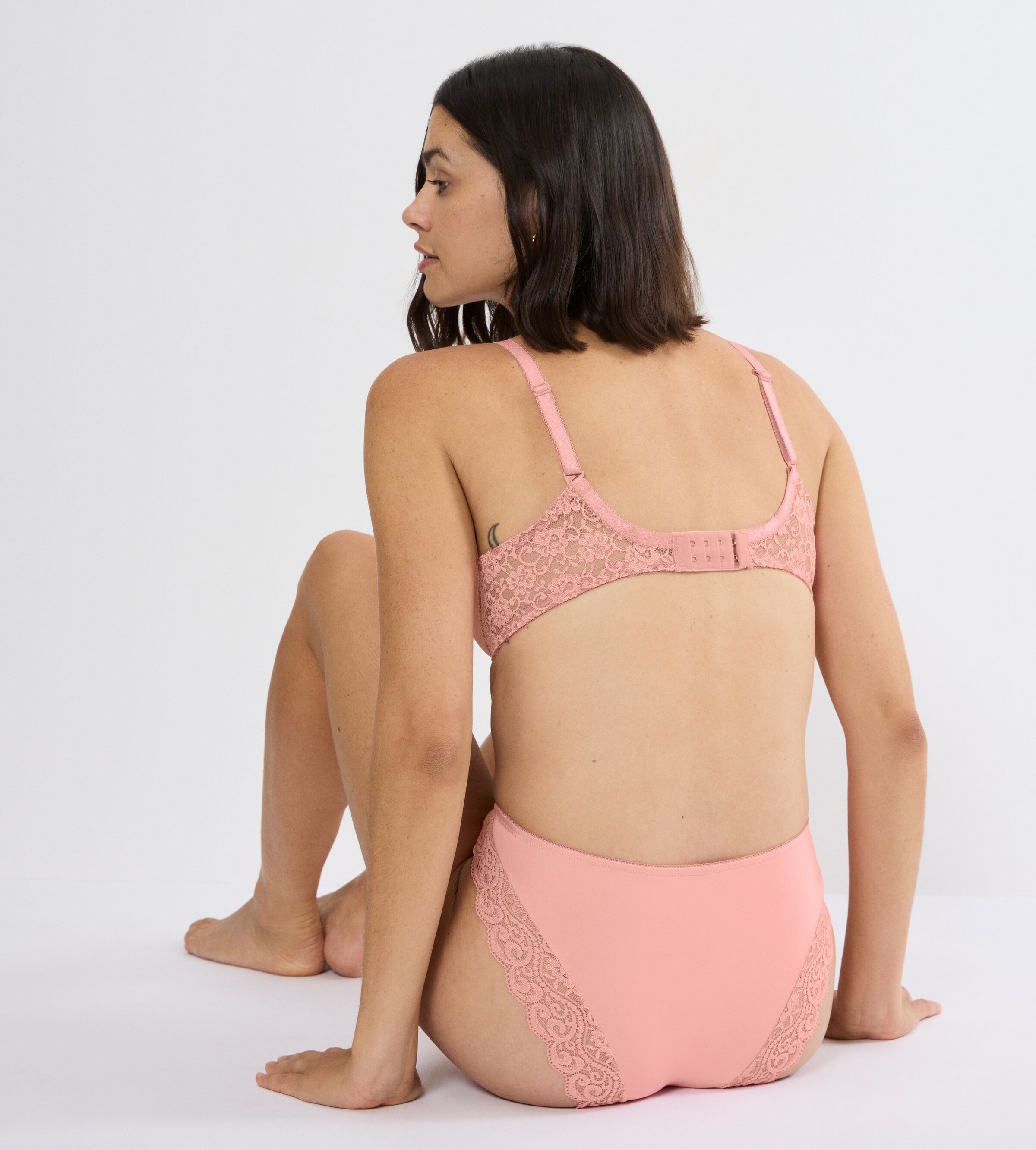 Triumph Tai-Slip »Amourette« mit Stretch-Spitze, Microfaser, weich, flache Nähte