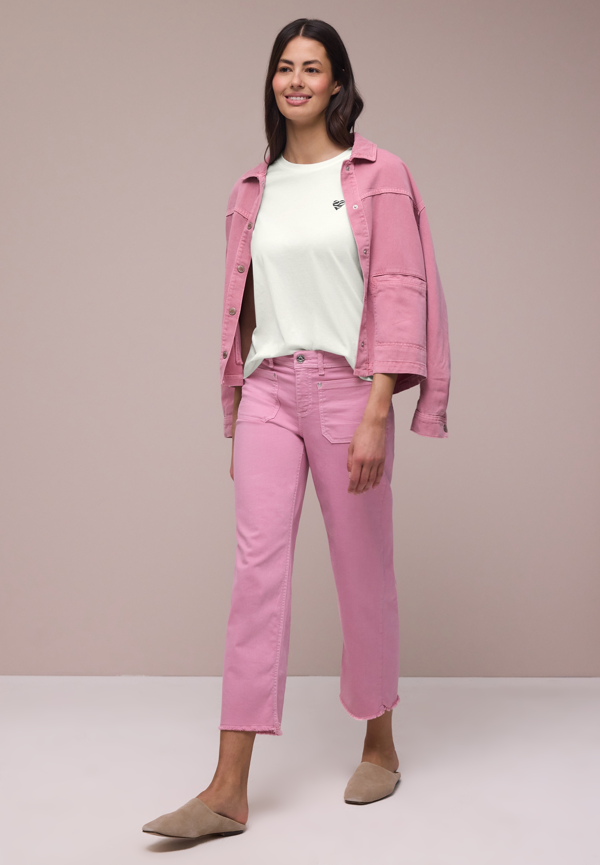 STREET ONE Kurzarmshirt Sommershirt mit Rundhals und Herzdetail