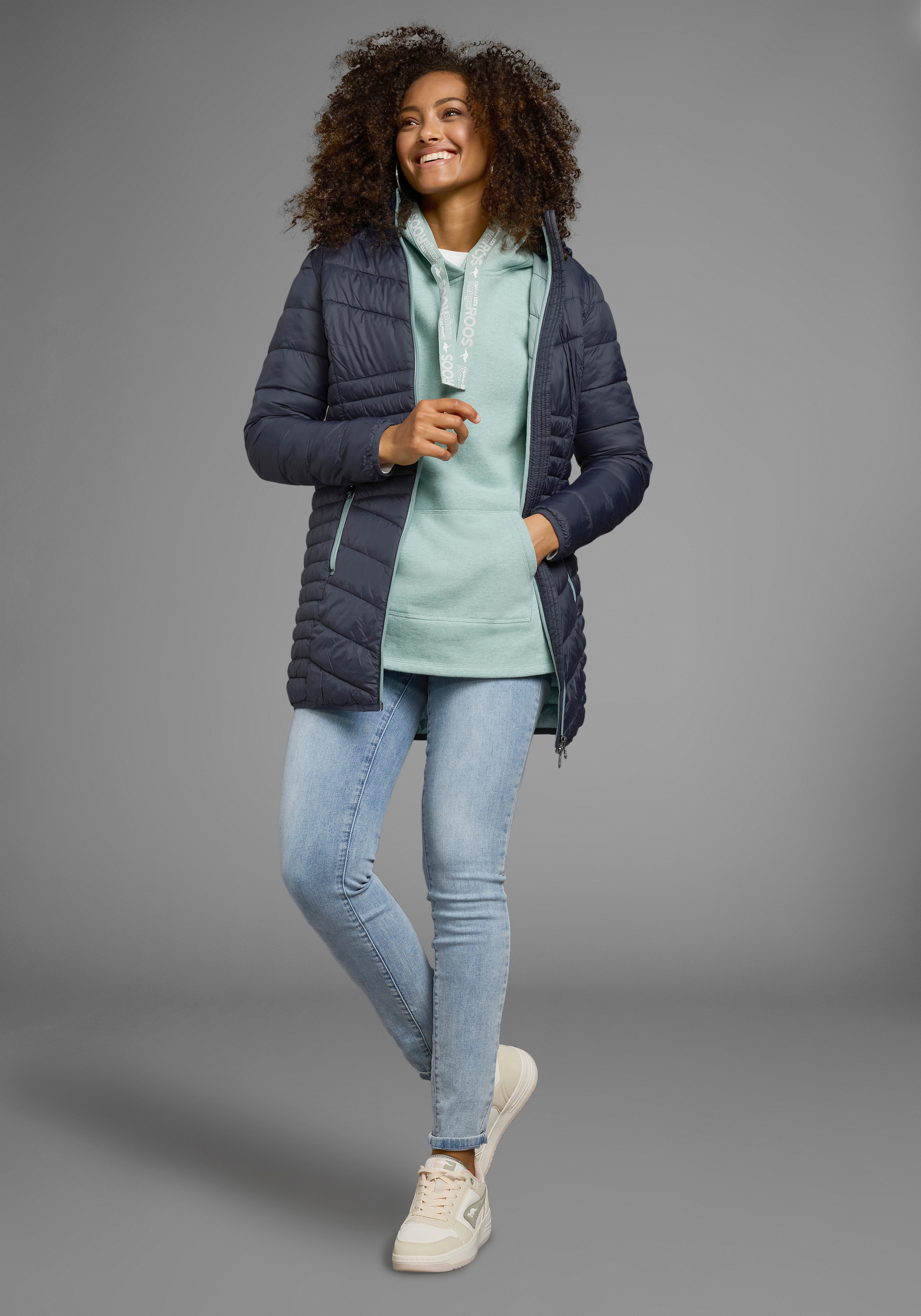 KangaROOS Steppjacke, mit Kapuze, für den Übergang, aus leichtem Webmaterial, figurbetonter Schnitt