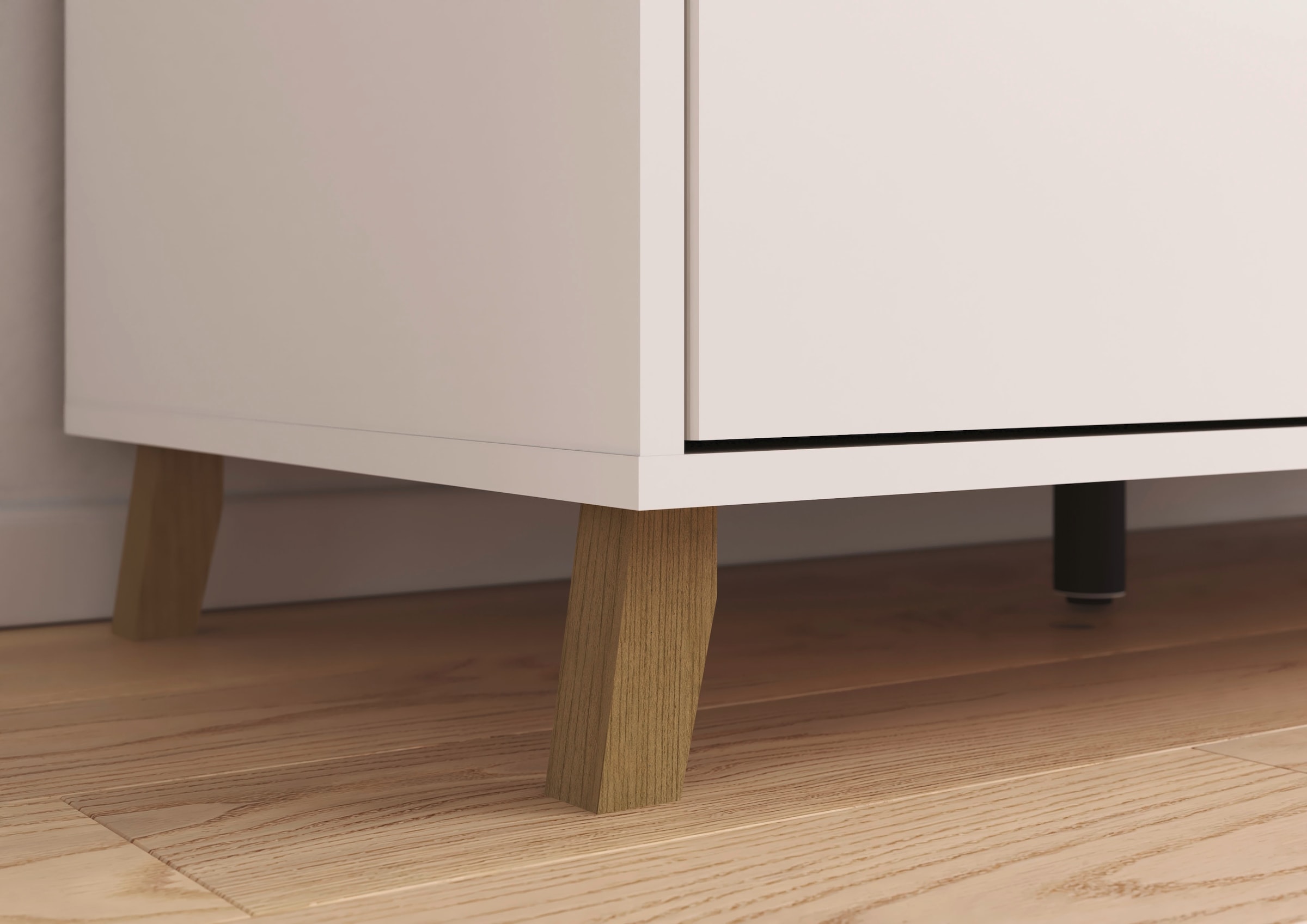 rauch Drehtürenschrank »Kleiderschrank Schrank Garderobe SHINJO Breiten 93/140/187 cm« in 3 verschiedenen Ausstattungen BASIC/CLASSIC/PREMIUM,  Griffe und Füße aus Massivholz, viel Stauraum MADE IN GERMANY
