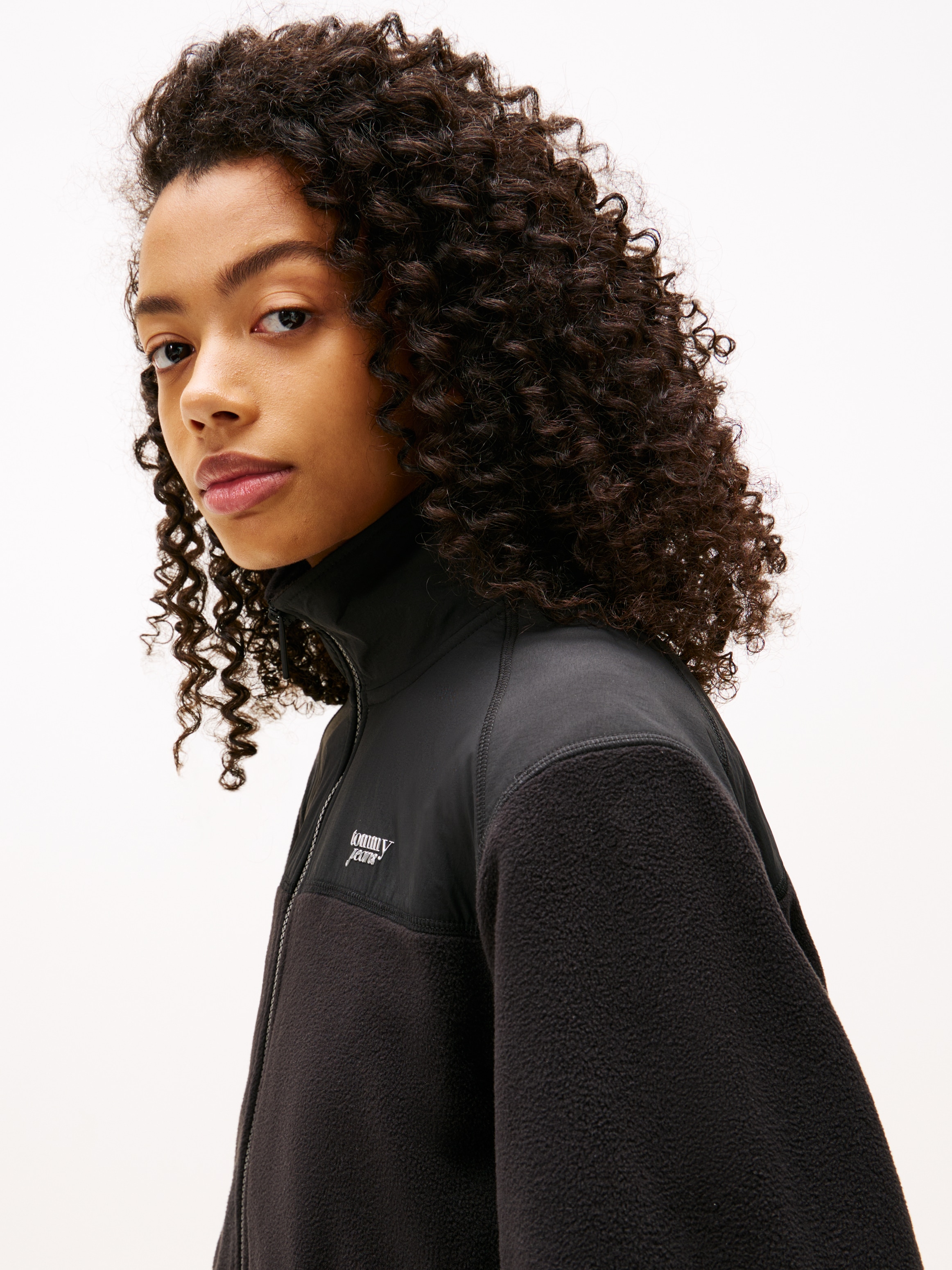 Tommy Jeans Sweatjacke »TJW FABRIC MIX FLEECE ZIP THRU«, aus weicher Fleece Qualität