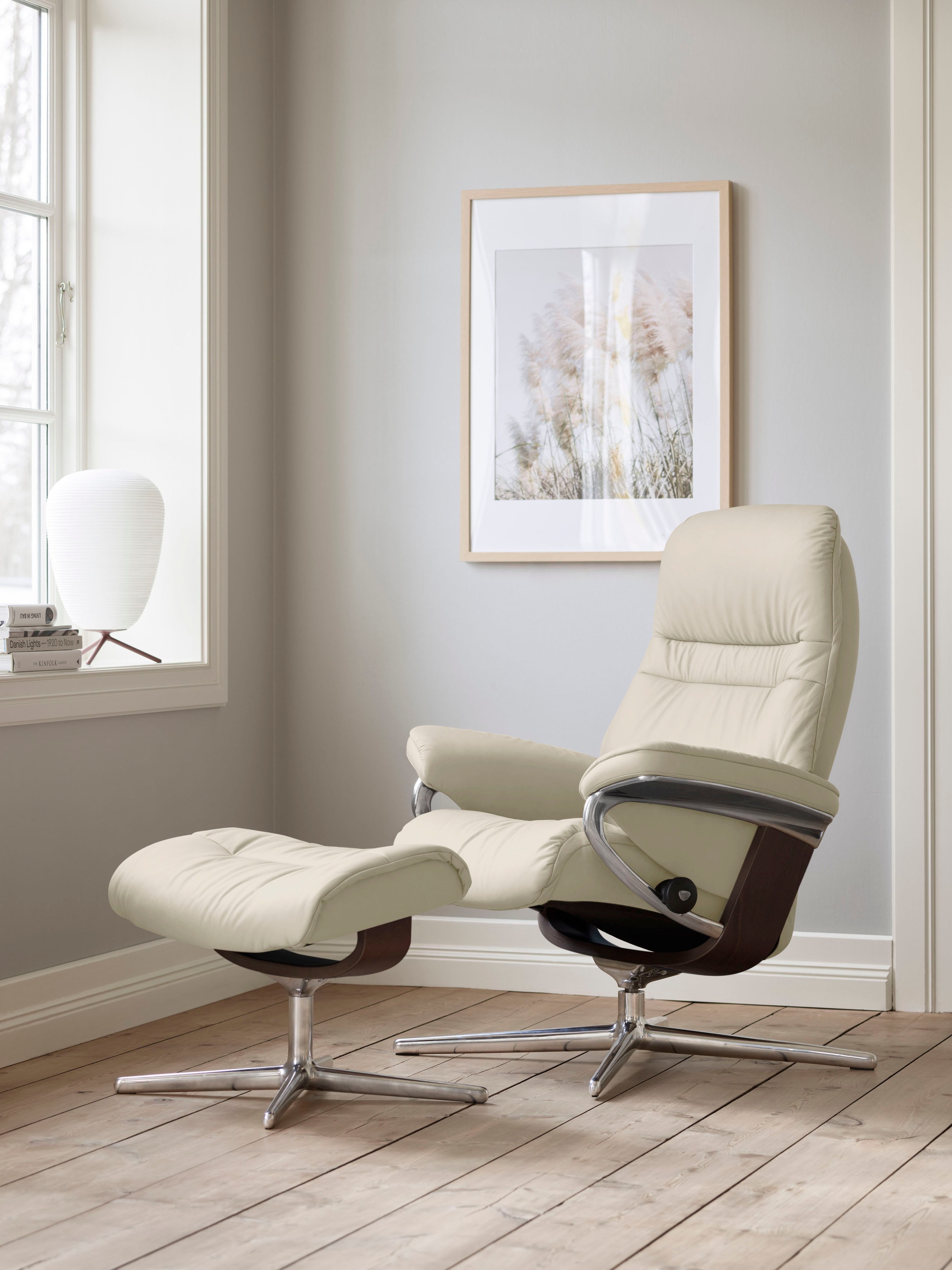 Stressless® Relaxsessel »Sunrise«, (Set, Relaxsessel mit Hocker), mit Hocker, mit Cross Base, Größe S, M & L, Holzakzent Braun