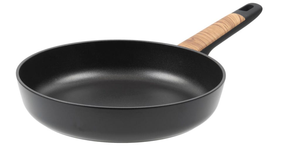 RESTO Kitchenware Bratpfanne »Mon, Universalpfanne antihaftbeschichtet und spülmaschinenfest«, Aluminium, (1 tlg.), mit verstärktem Boden und ergonomischem Griff in Holzoptik