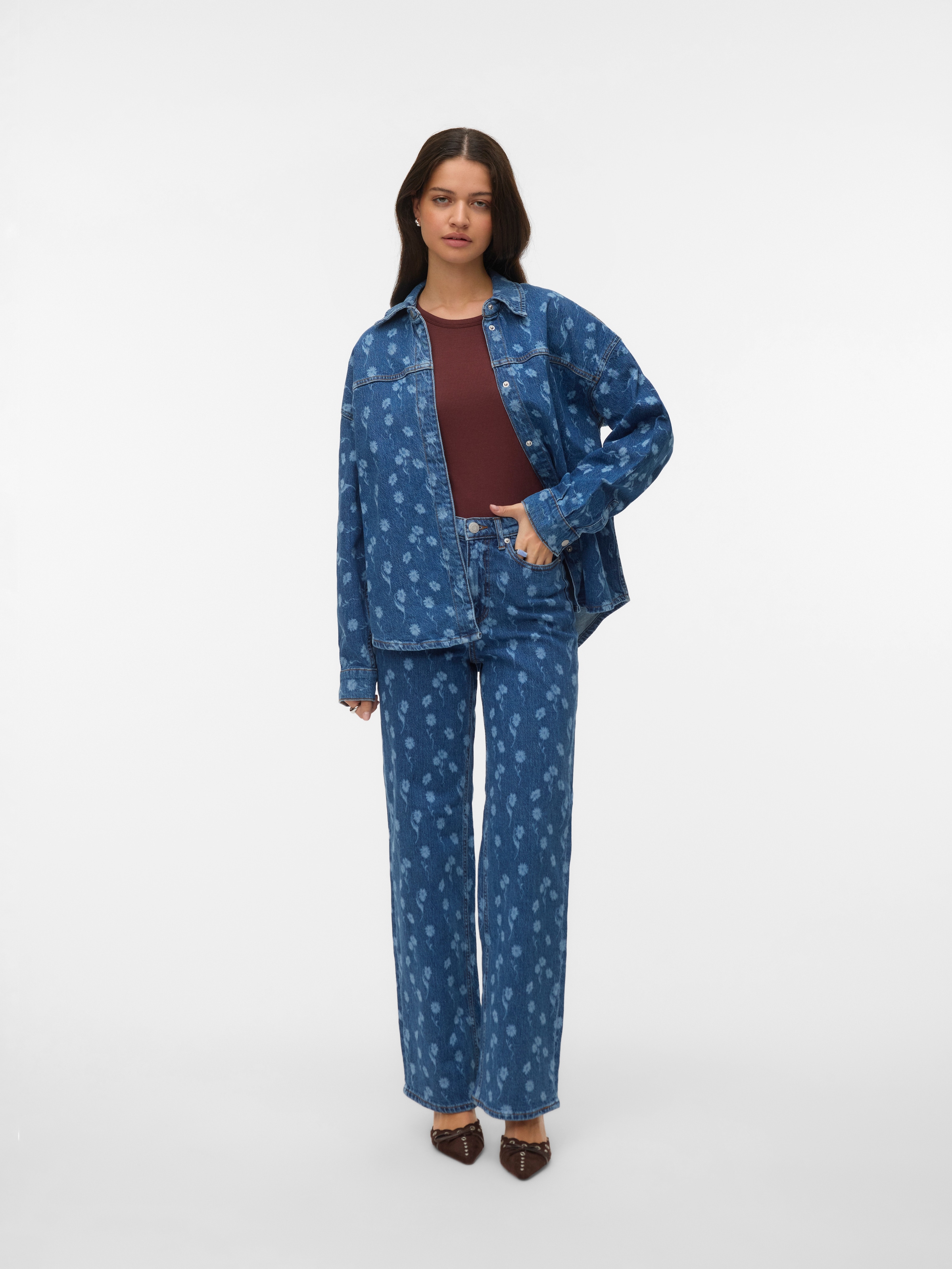 Vero Moda Jeansbluse »VMHAYDEN LS FLOWER DENIM SHIRT RA380«
