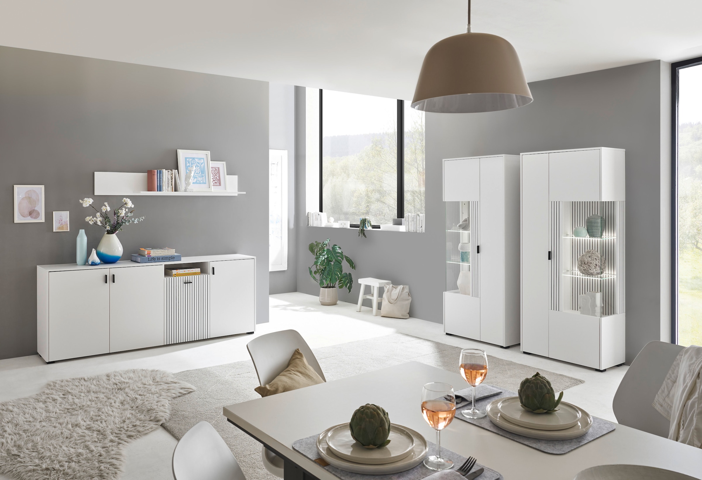 INOSIGN Vitrine »Hudson, Stauraumvitrine«, in moderner Trendfarbe, Griffe aus Metall (Schwarz), Höhe 180 cm