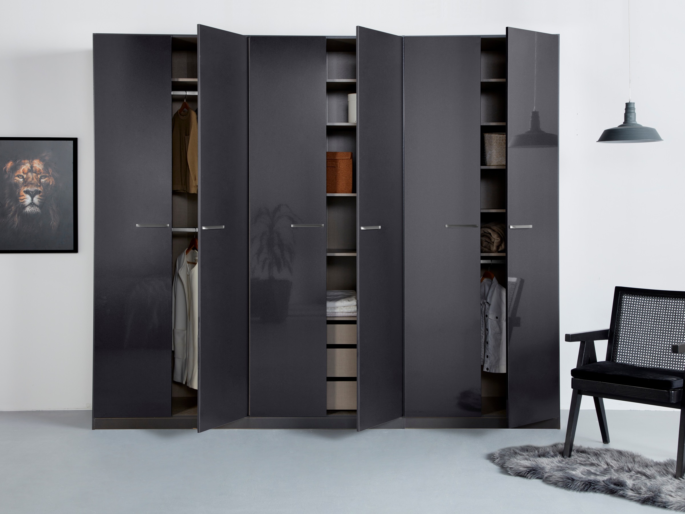 rauch Drehtürenschrank »Kleiderschrank Schrank Garderobe TOPSELLER OTELI inkl. Inneneinteilung«, (erhältlich in Breiten 91-360 cm, ab Breite 136cm inkl. Innenschubladen), mit zusätzlichen Einlegeböden, optional mit Spiegel MADE IN GERMANY