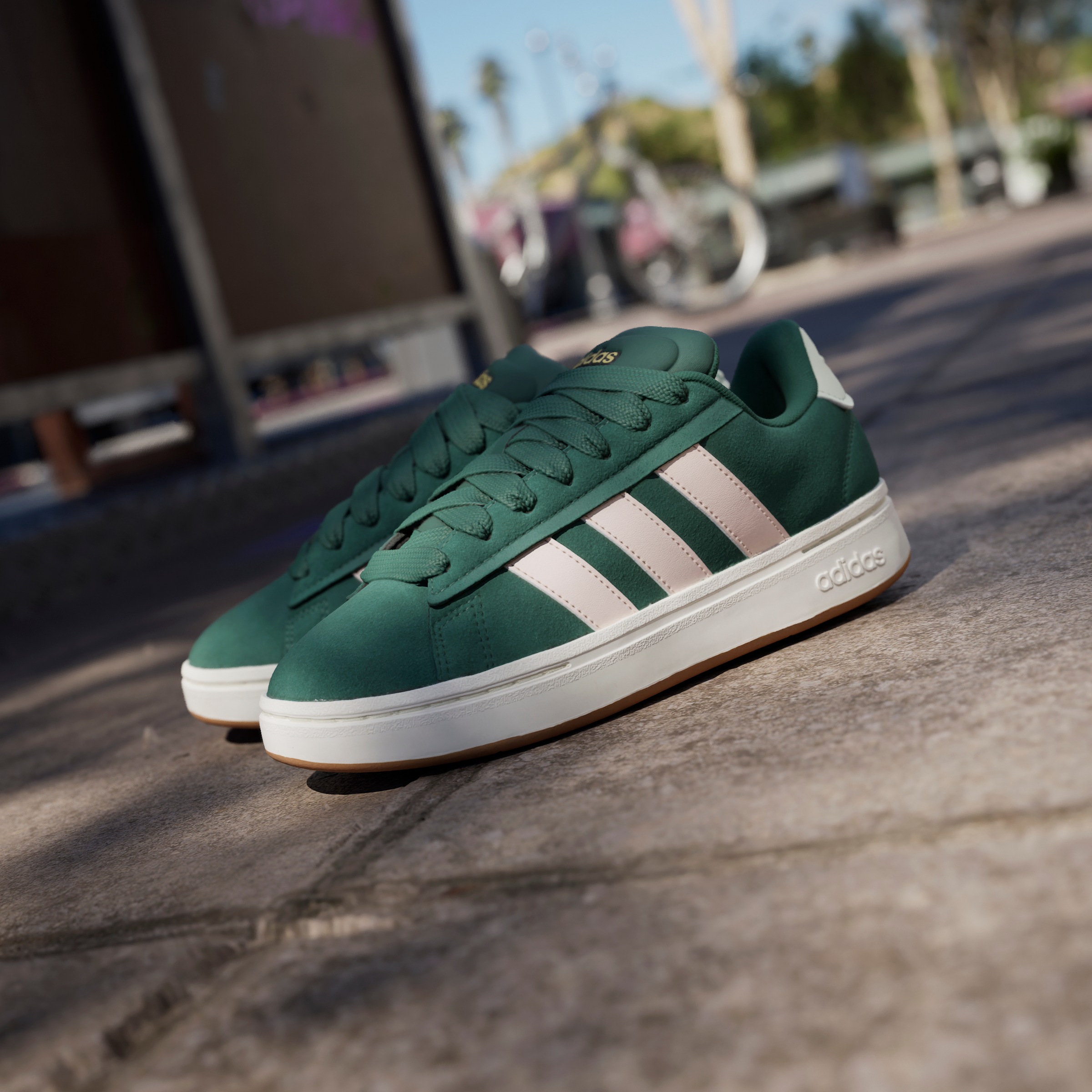 adidas Sportswear Sneaker »GRAND COURT ALPHA«, Design inspiriert vom adidas Campus 00